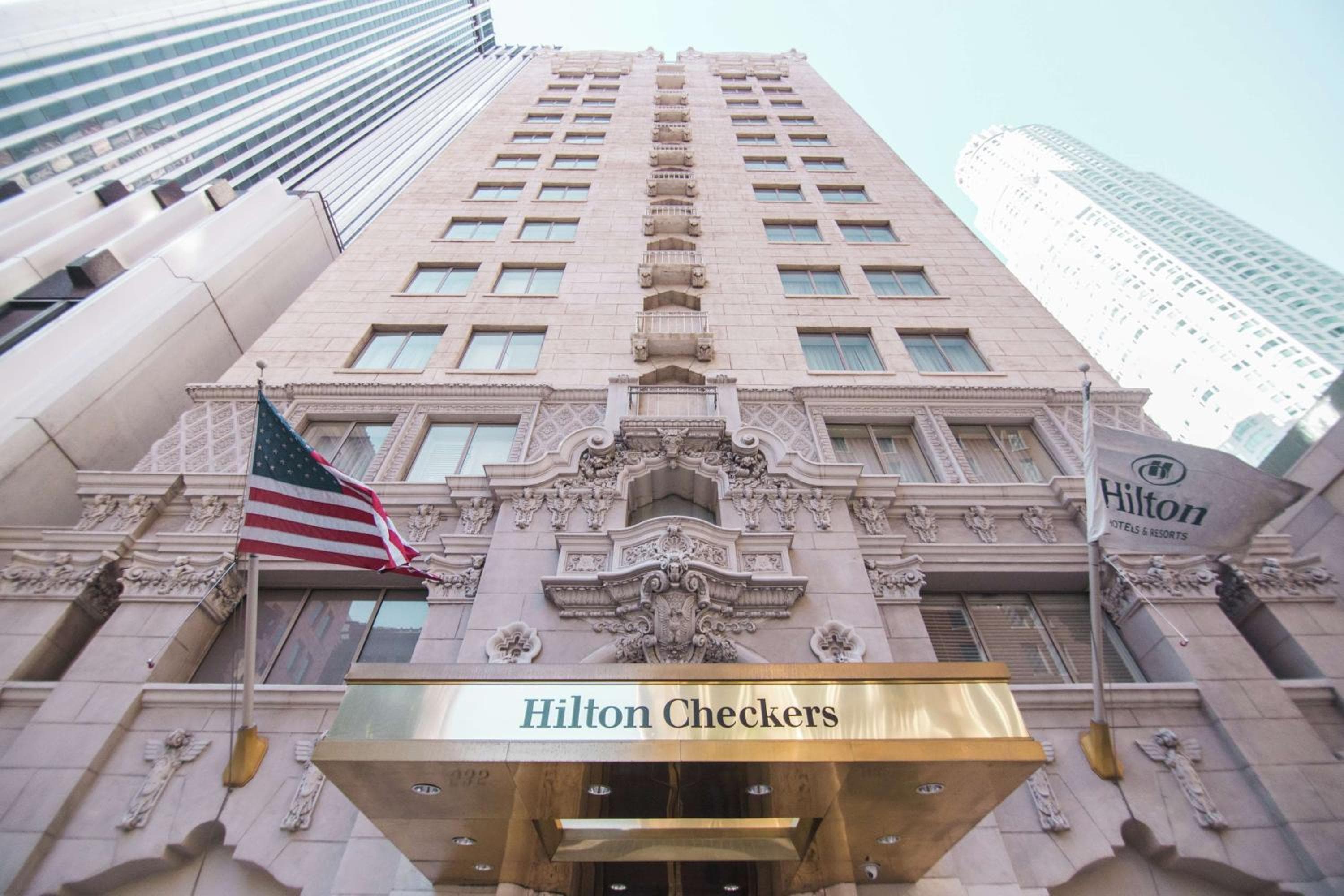 Hilton Checkers Los Angeles — 11