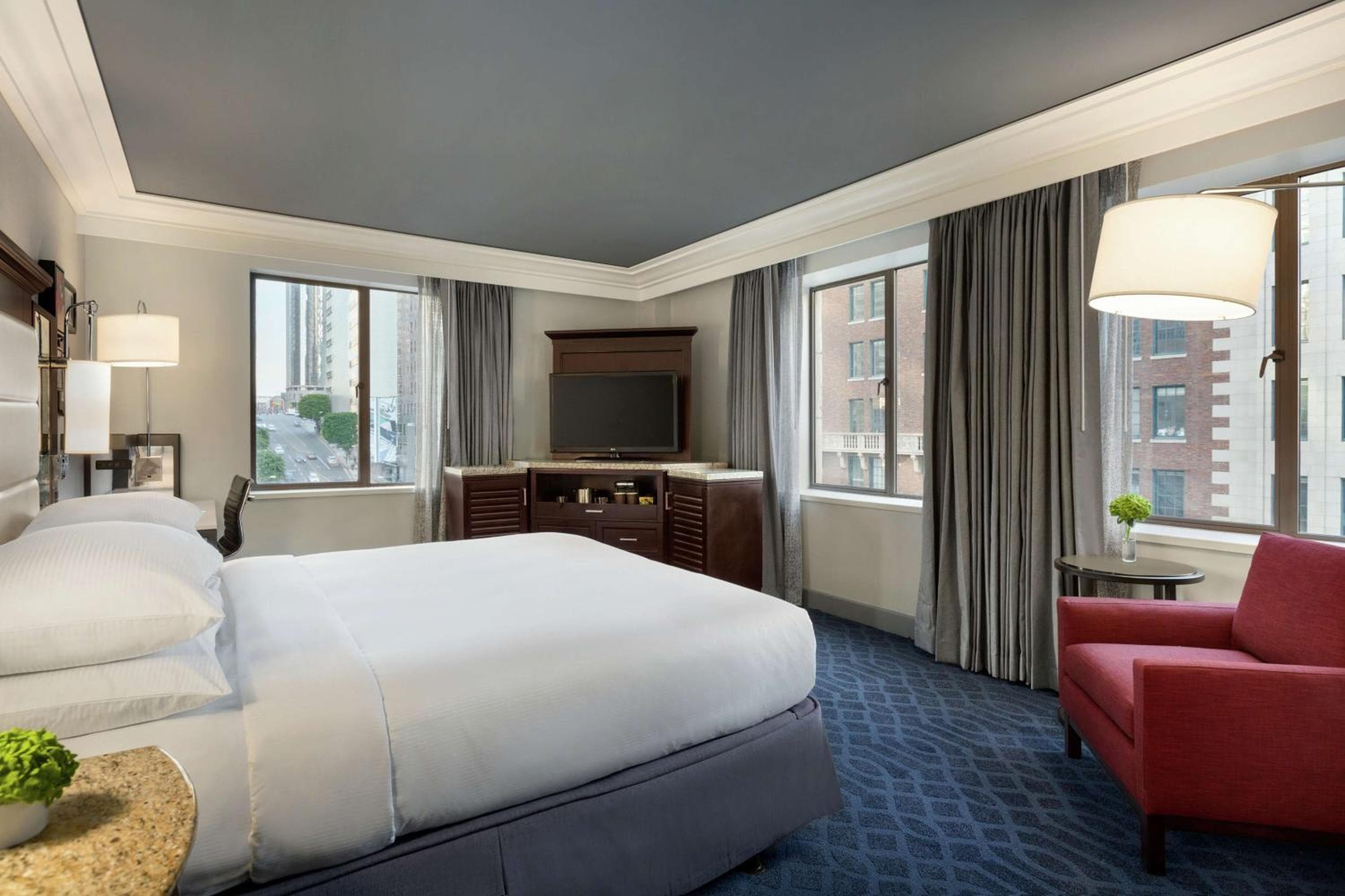 Hilton Checkers Los Angeles — 26