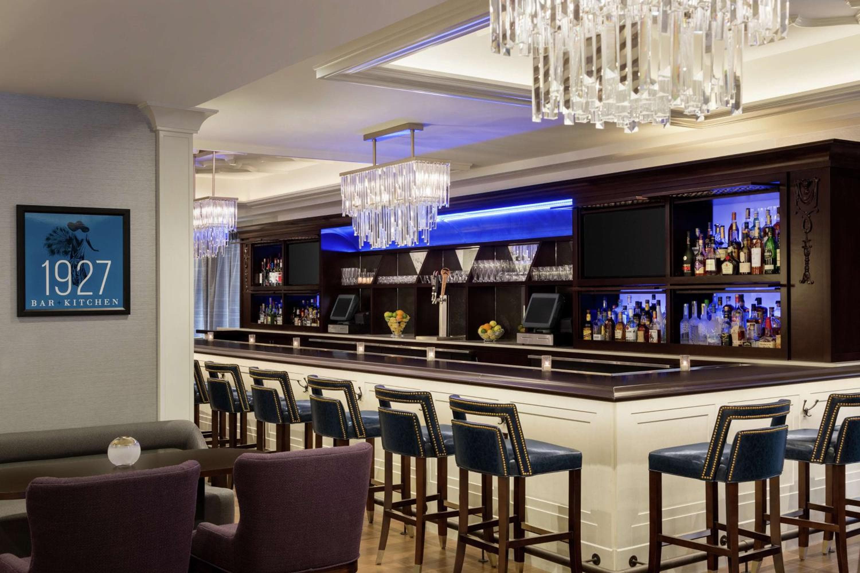 Hilton Dama di Los Angeles — 7