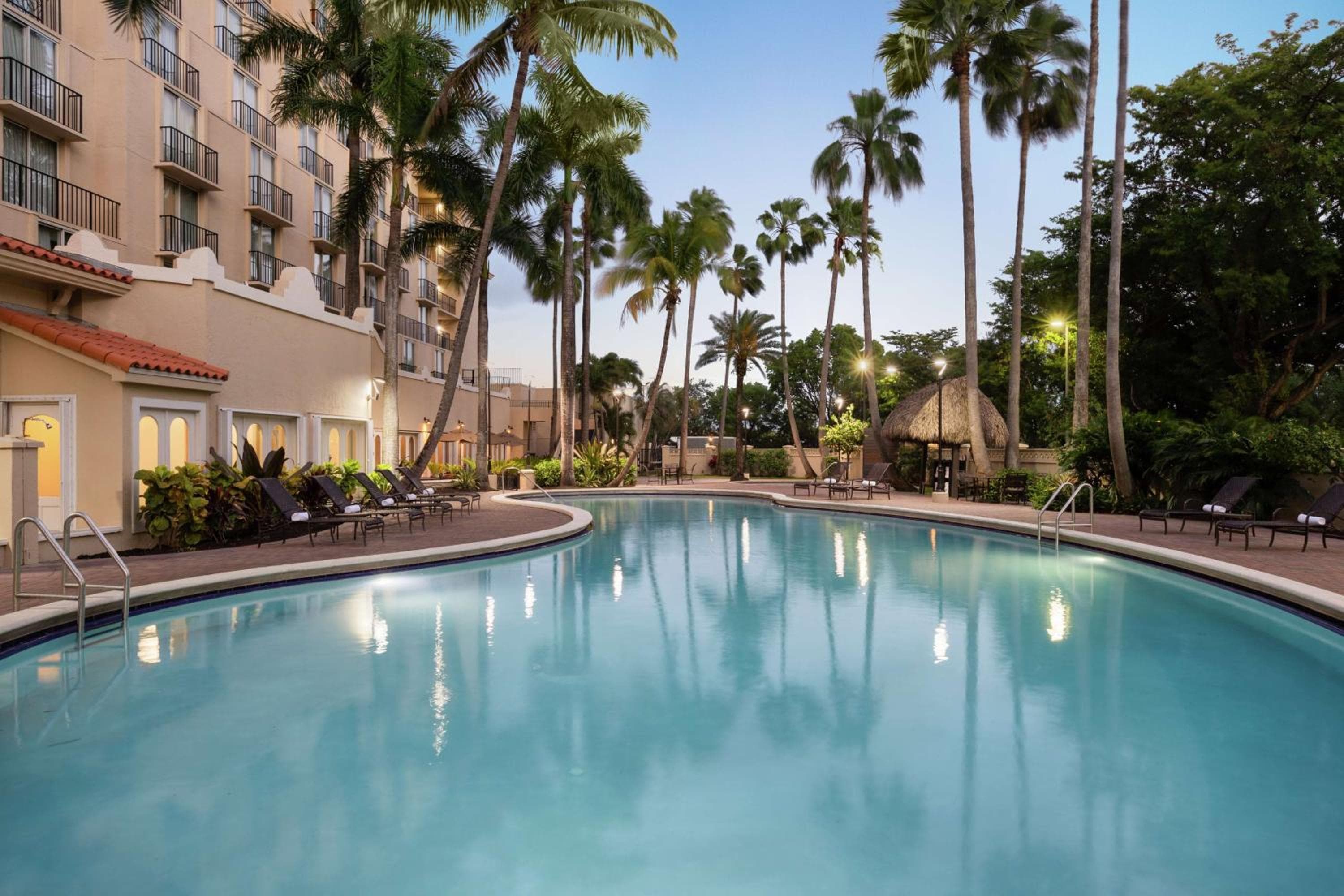 Embassy Suites by Hilton Miami International Airport — 17