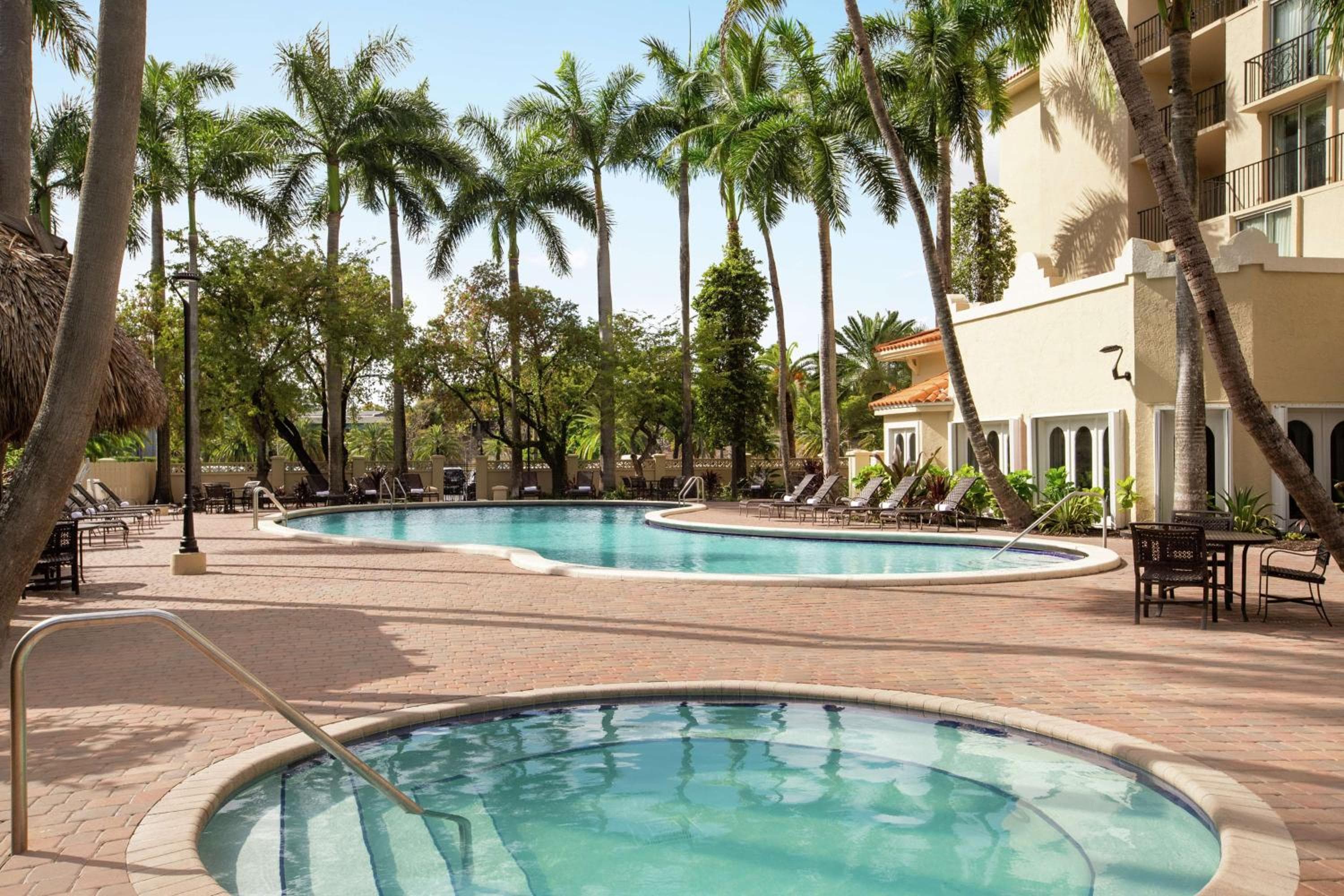 Embassy Suites by Hilton Miami International Airport — 2