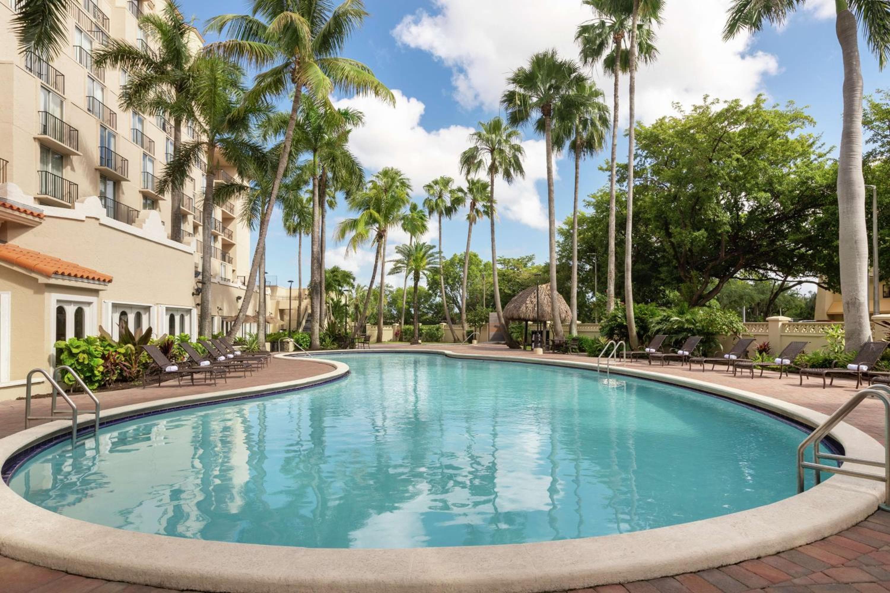 Embassy Suites by Hilton Miami International Airport — 19