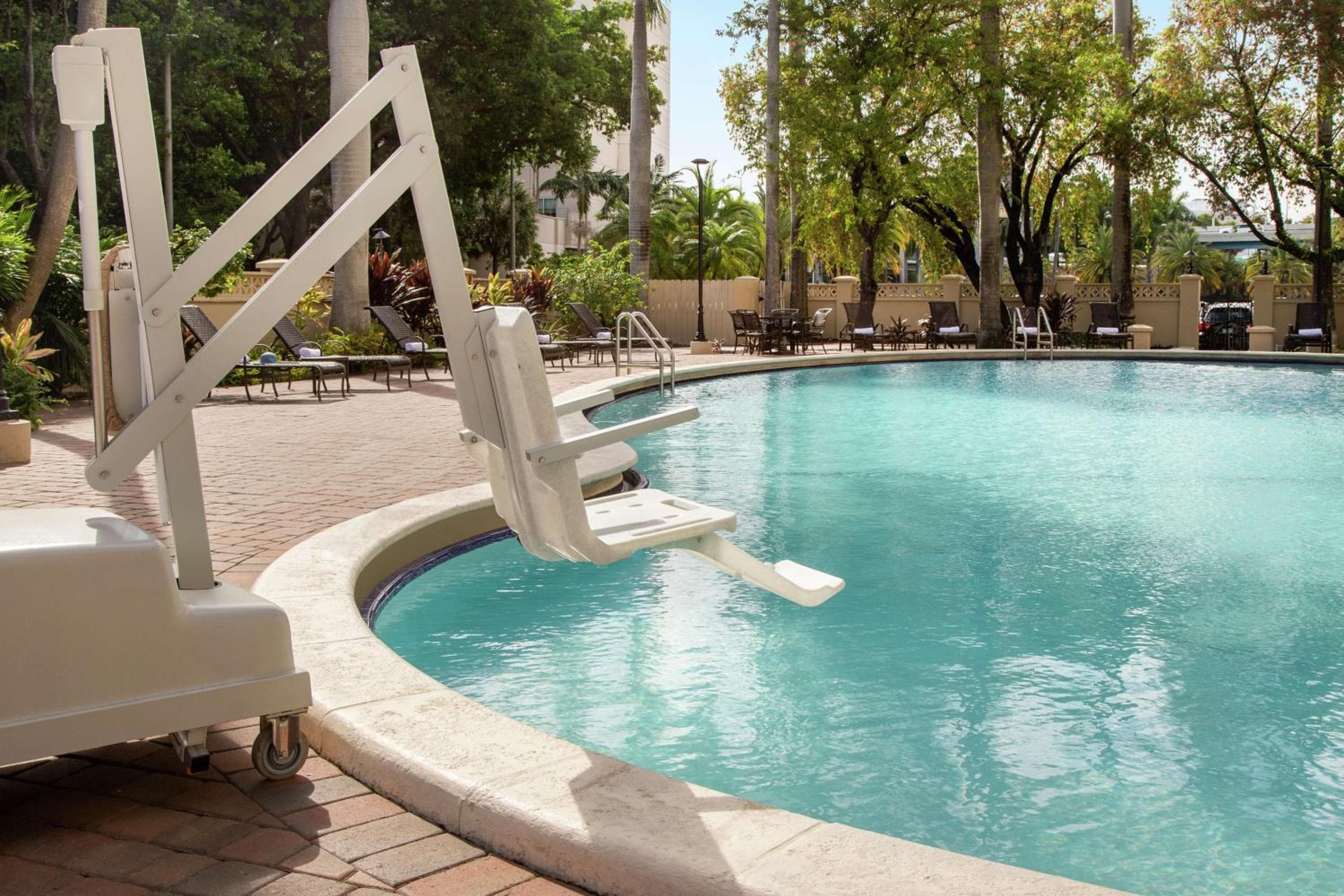 Embassy Suites by Hilton Miami International Airport — 18
