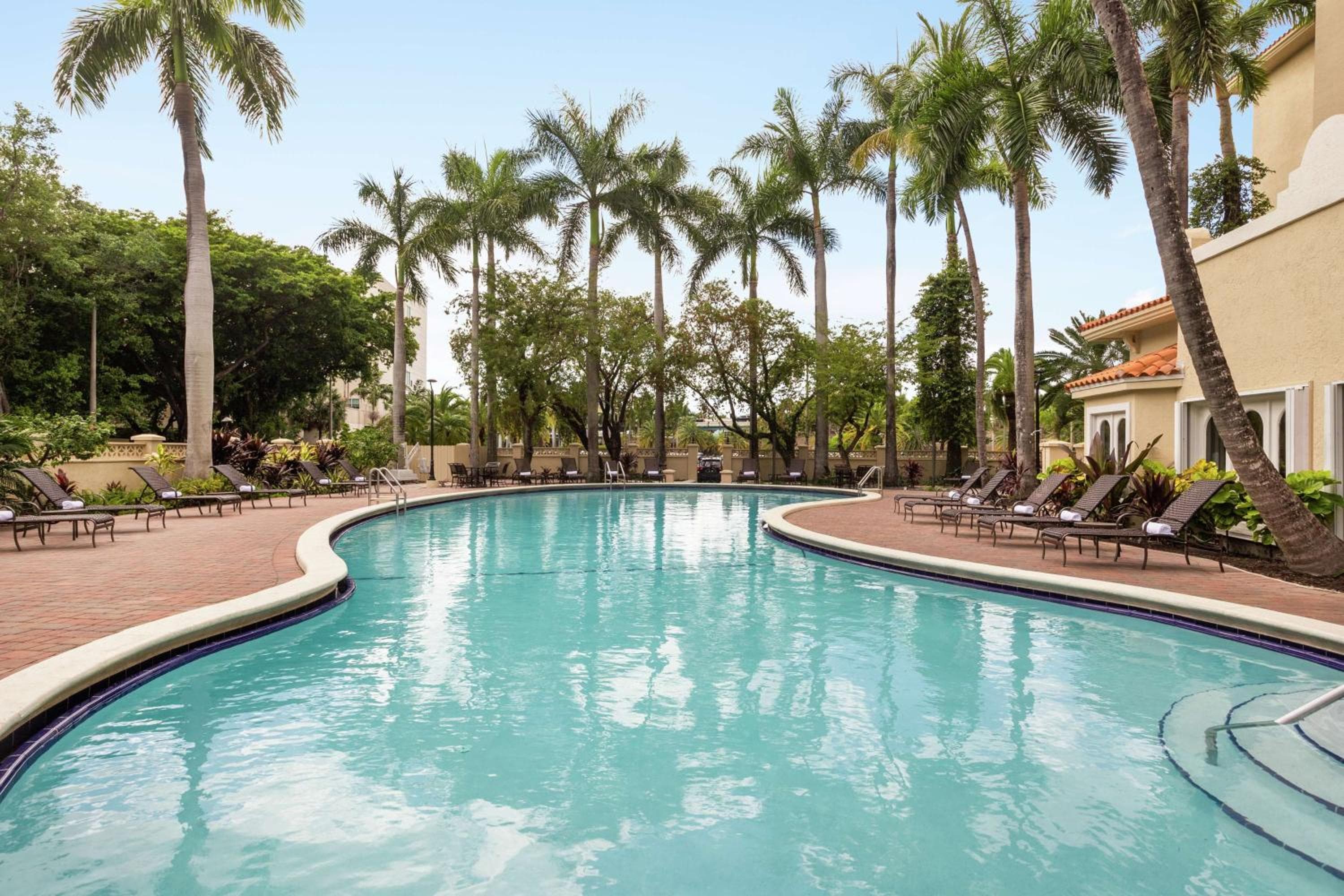 Embassy Suites by Hilton Miami International Airport — 20