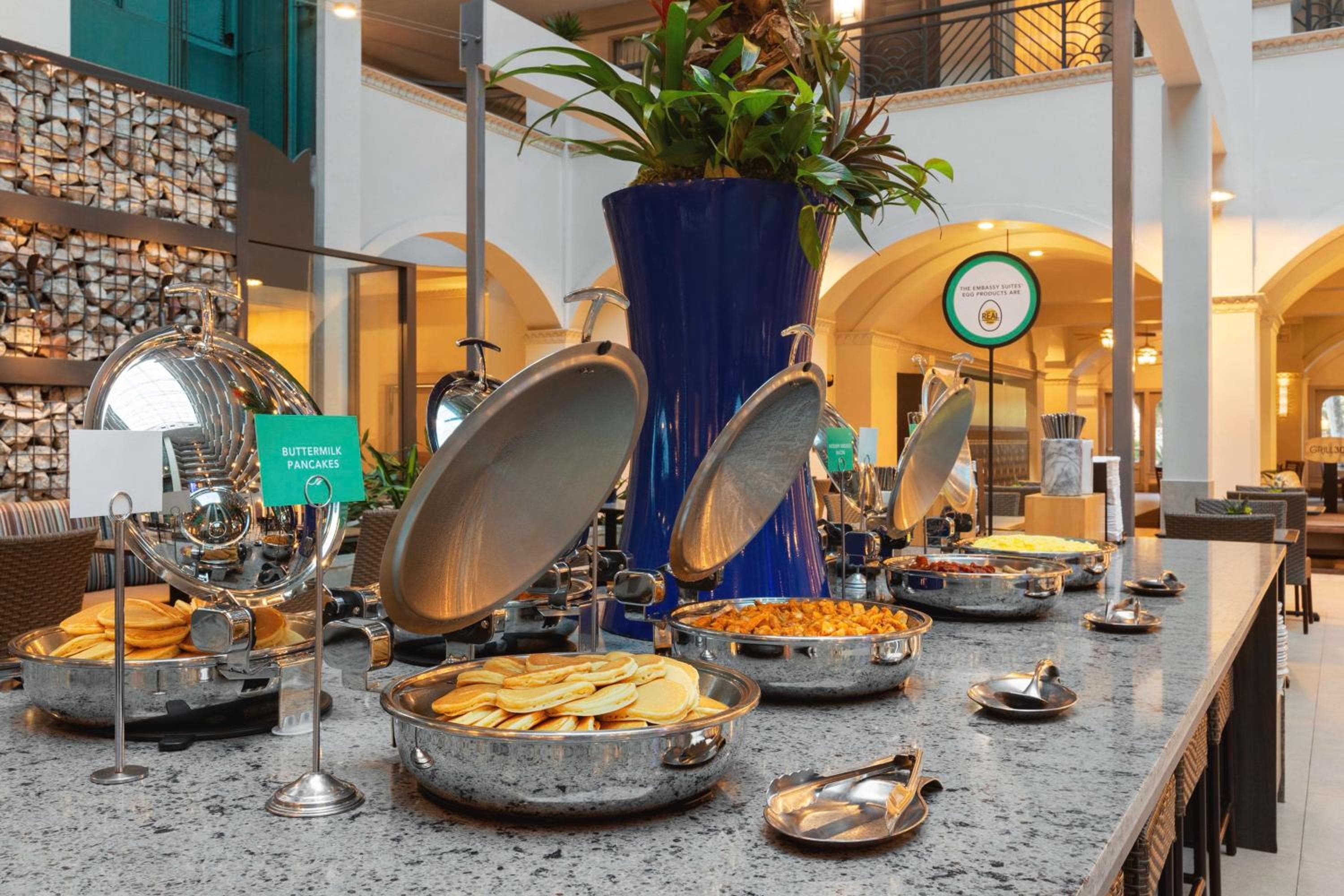 Embassy Suites by Hilton Miami International Airport — 27