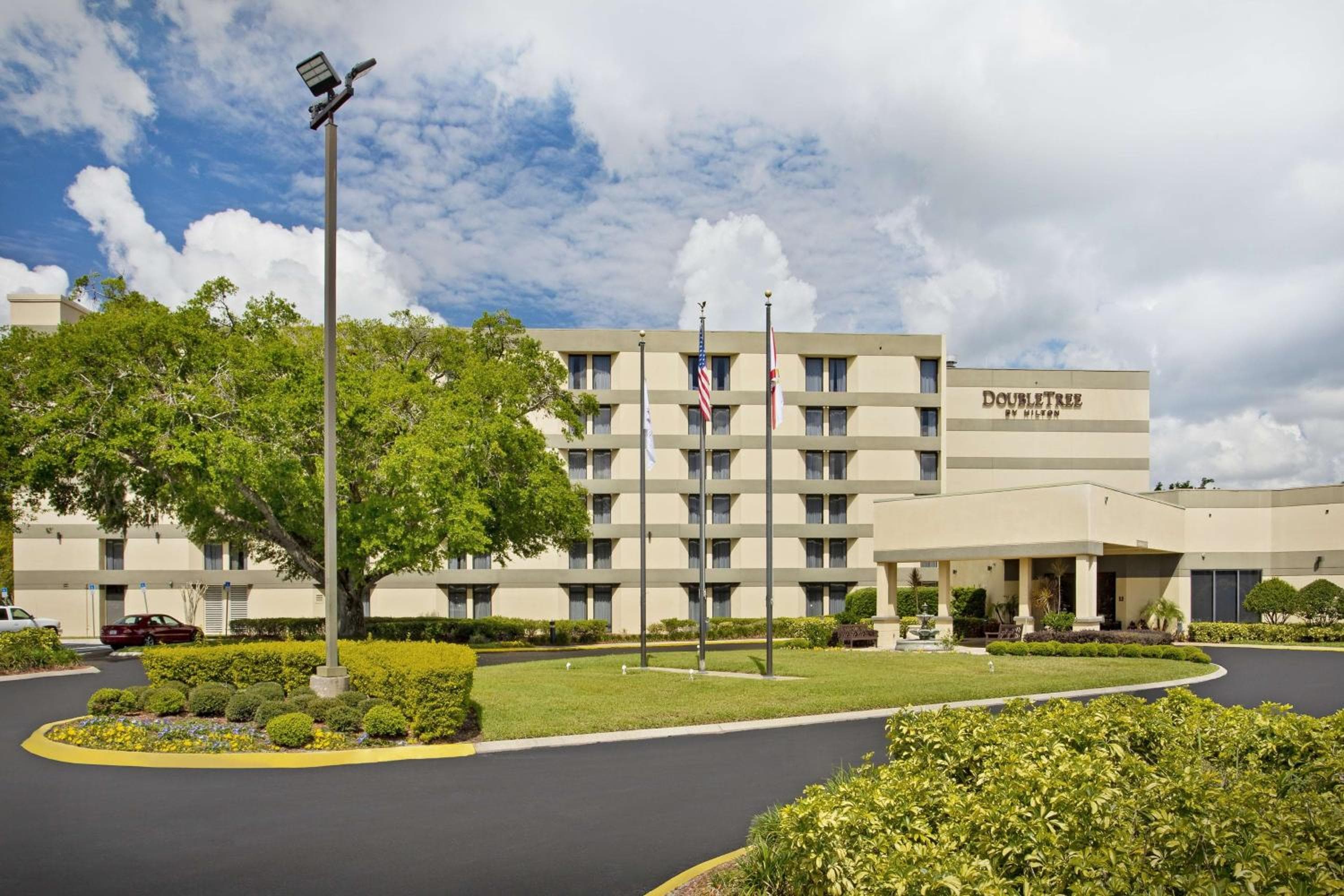 DoubleTree by Hilton Orlando East - UCF Area — 1