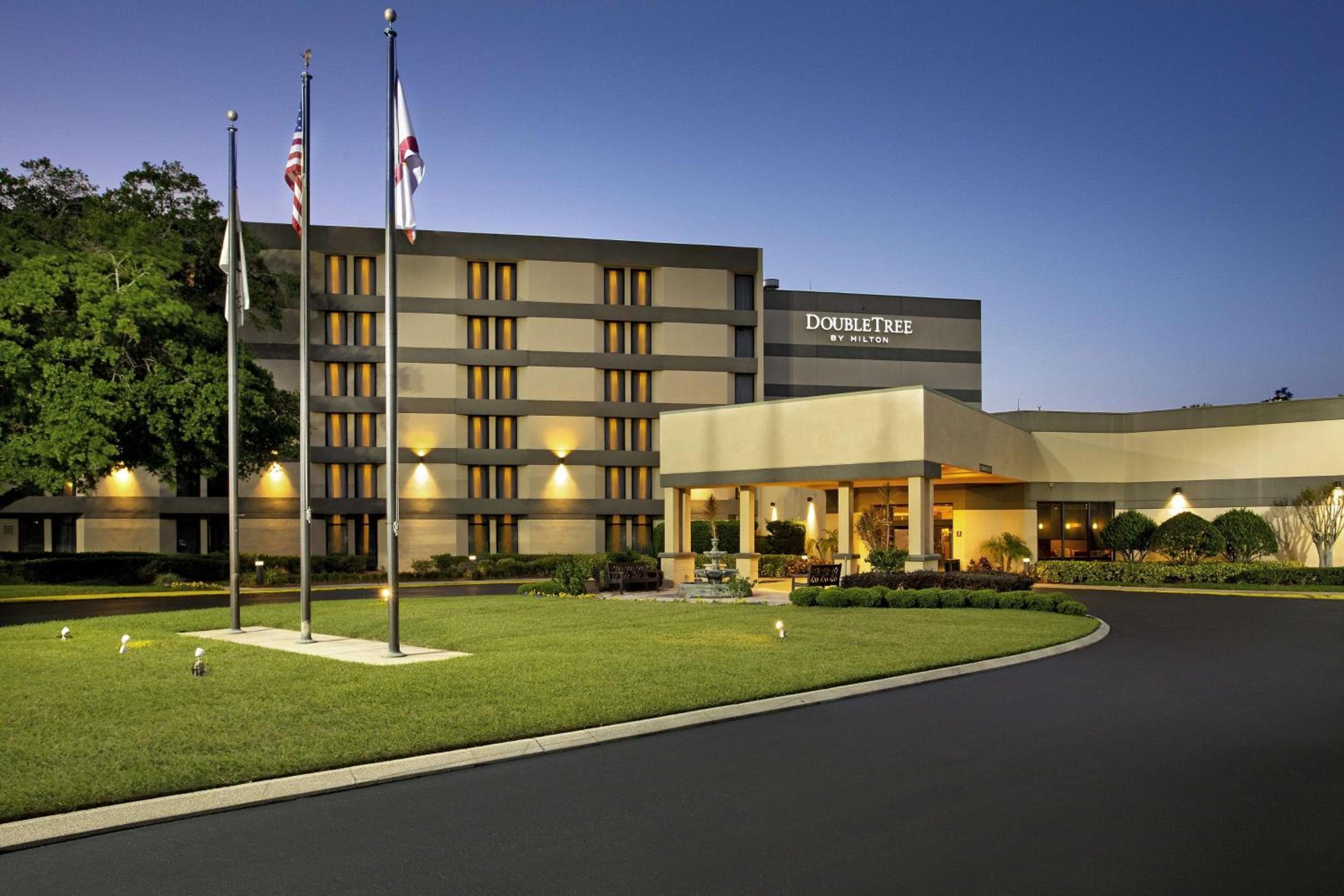 DoubleTree by Hilton Orlando East - UCF Area — 2
