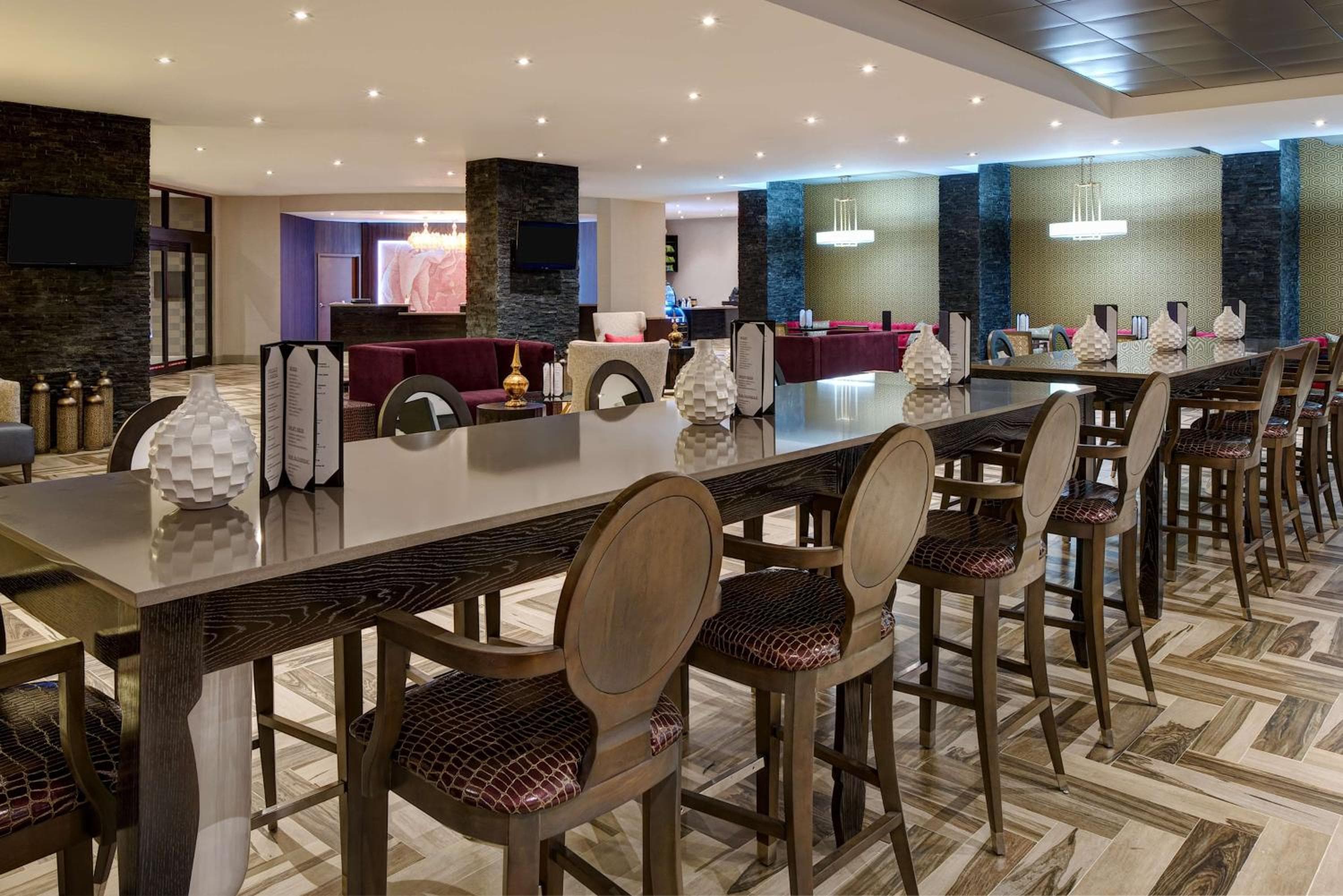 DoubleTree by Hilton Orlando East - UCF Area — 6