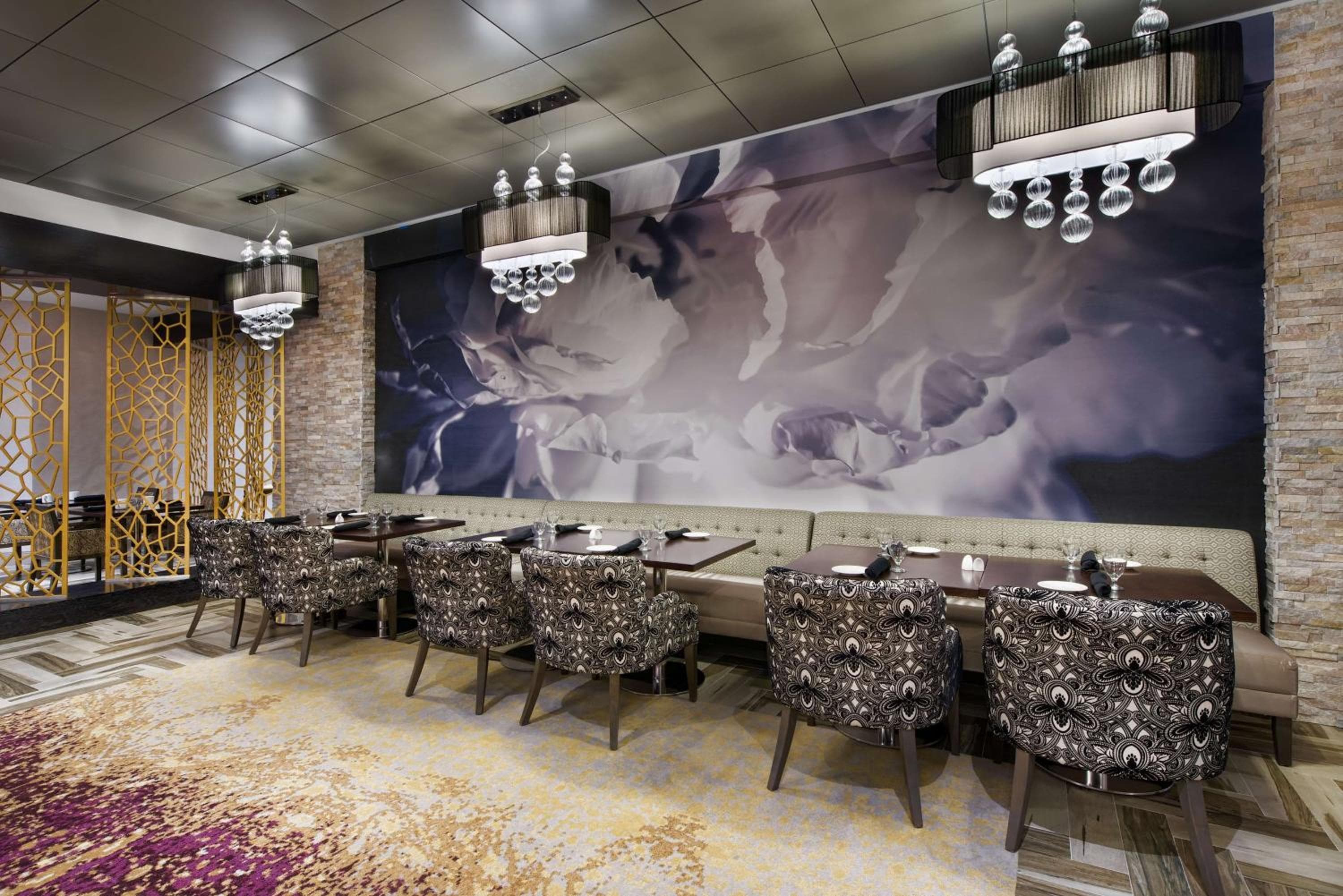 DoubleTree by Hilton Orlando East - UCF Area — 11