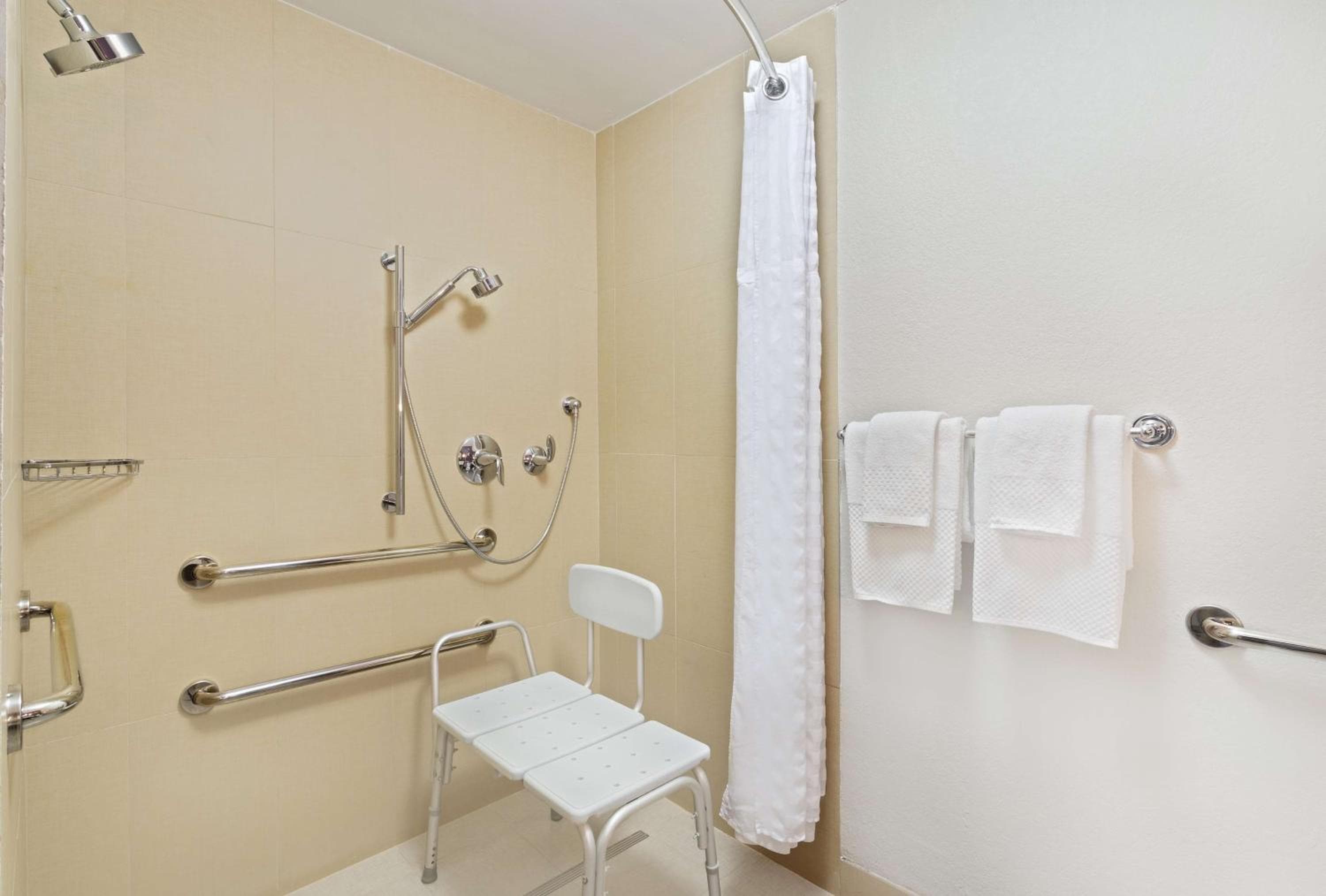 DoubleTree by Hilton Orlando East - UCF Area — 21