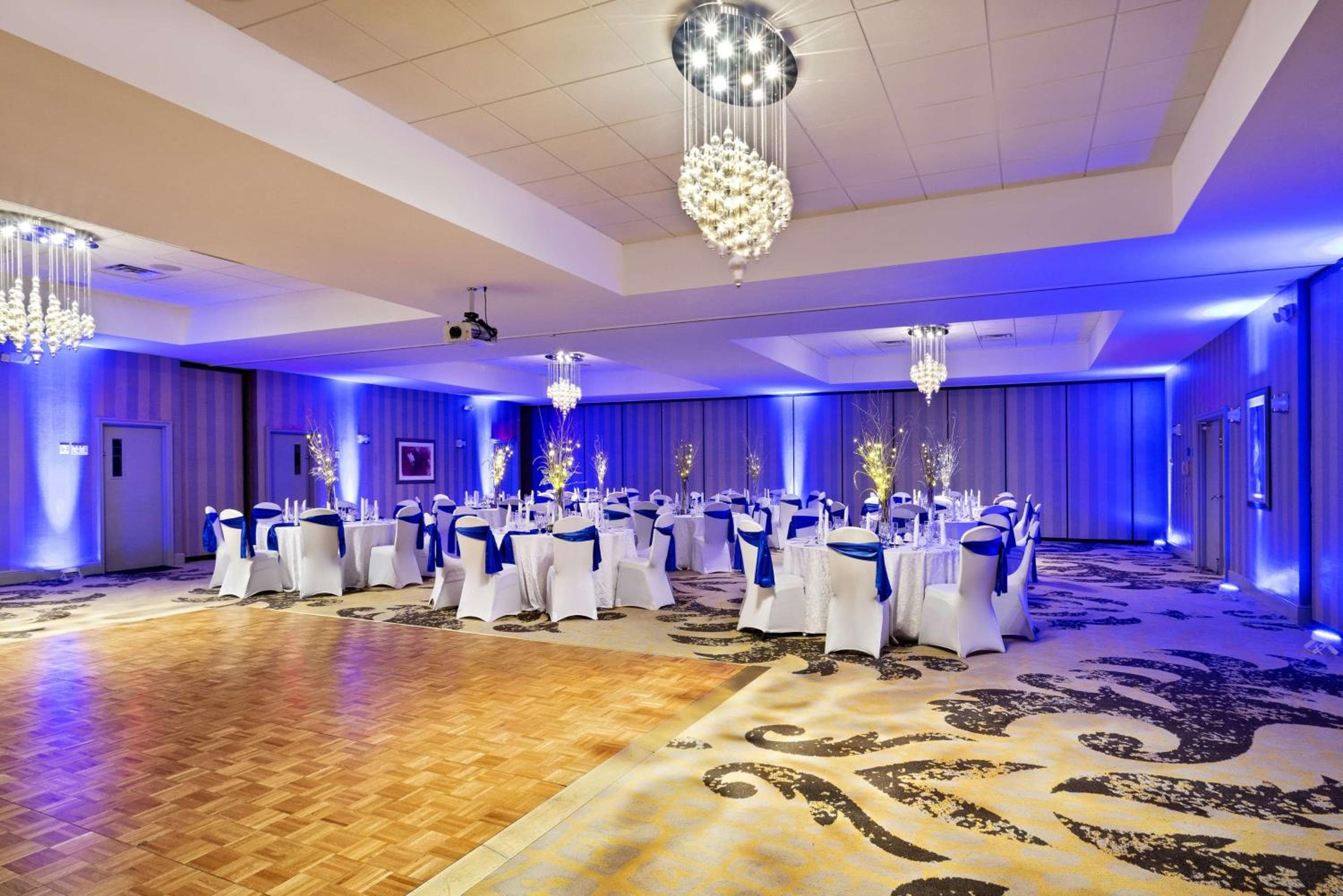 DoubleTree by Hilton Orlando East - UCF Area — 25