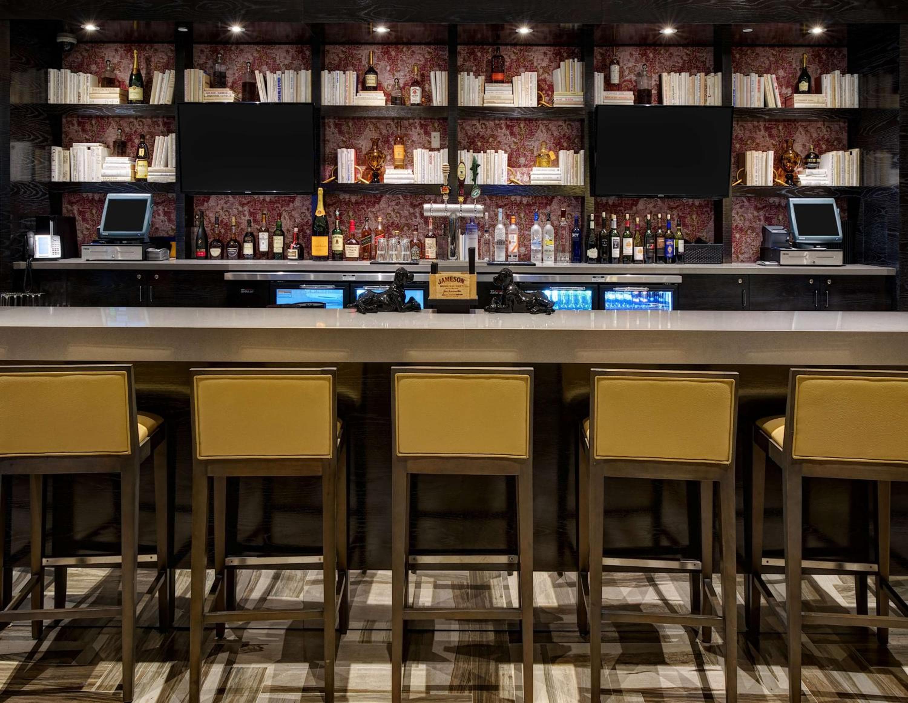 DoubleTree by Hilton Orlando East - UCF Area — 30