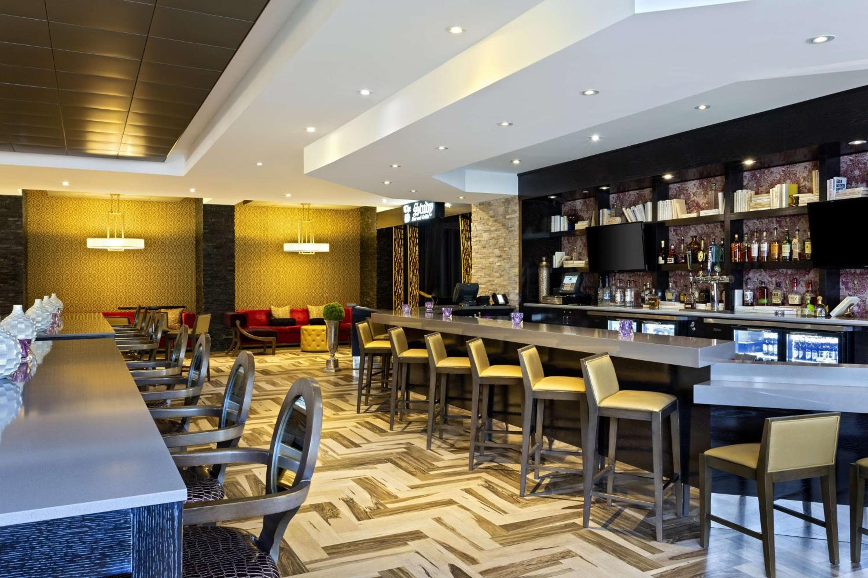 DoubleTree by Hilton Orlando East - UCF Area — 29