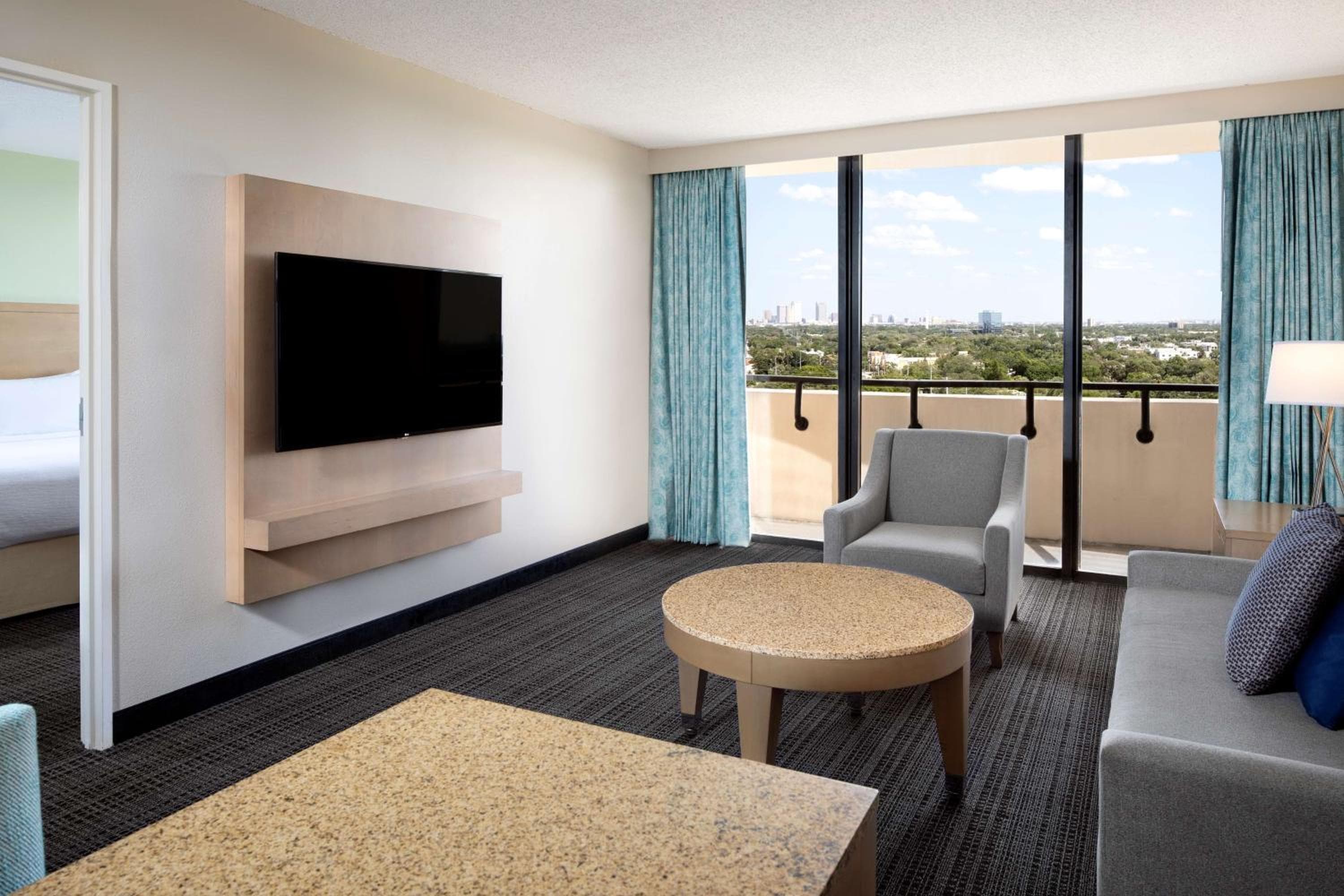 Embassy Suites by Hilton Tampa Airport Westshore — 16