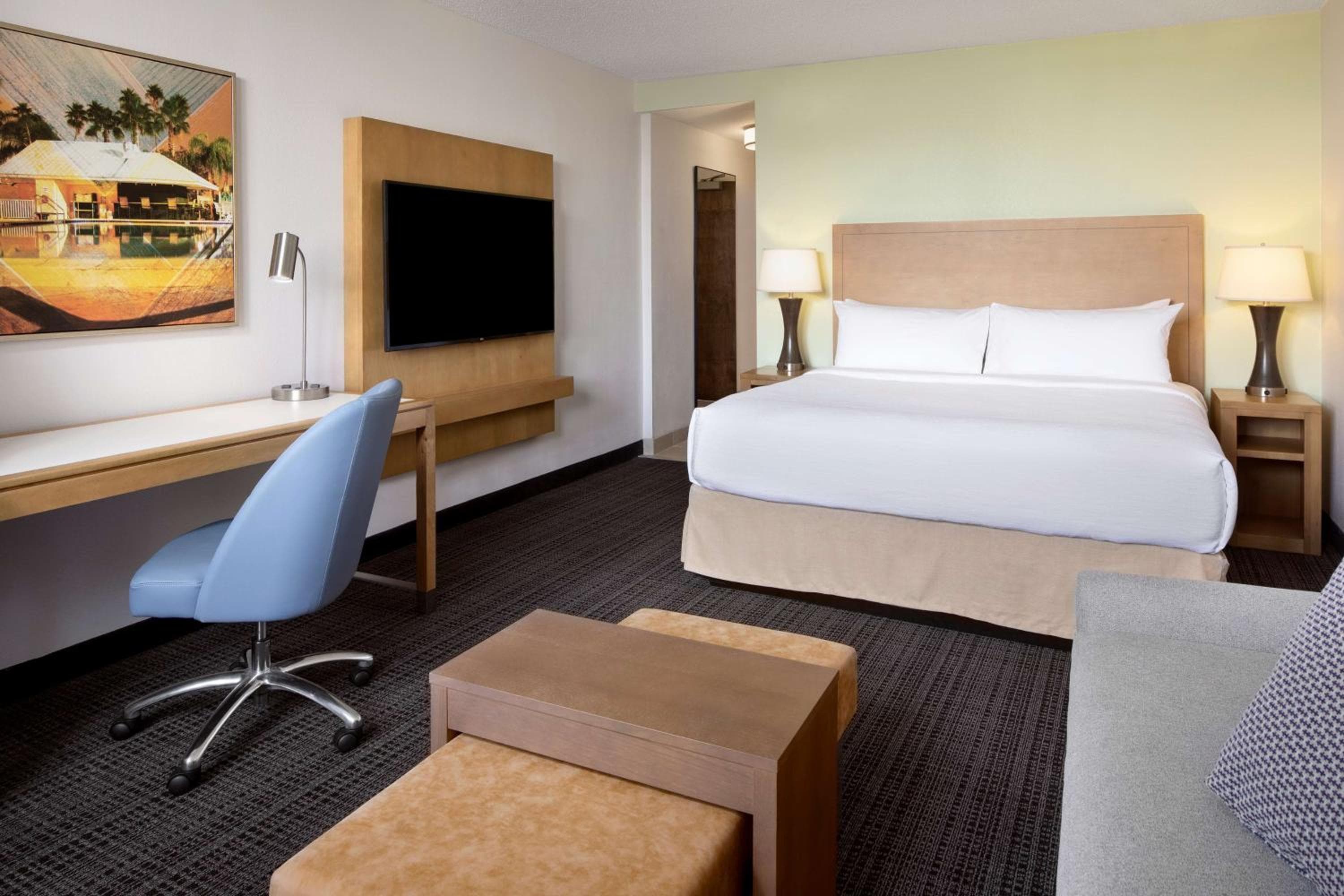 Embassy Suites by Hilton Tampa Airport Westshore — 5