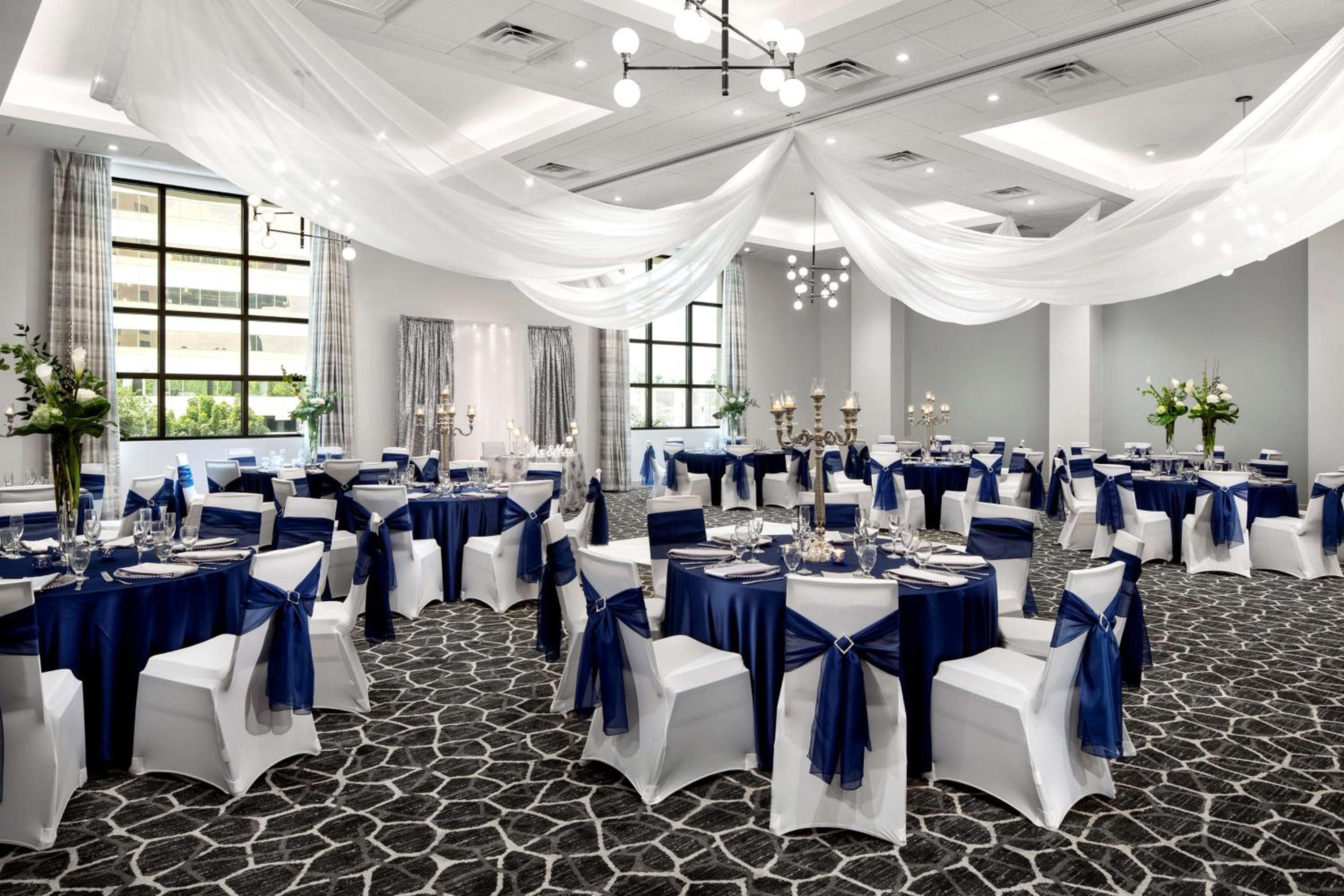 Embassy Suites by Hilton Tampa Airport Westshore — 1