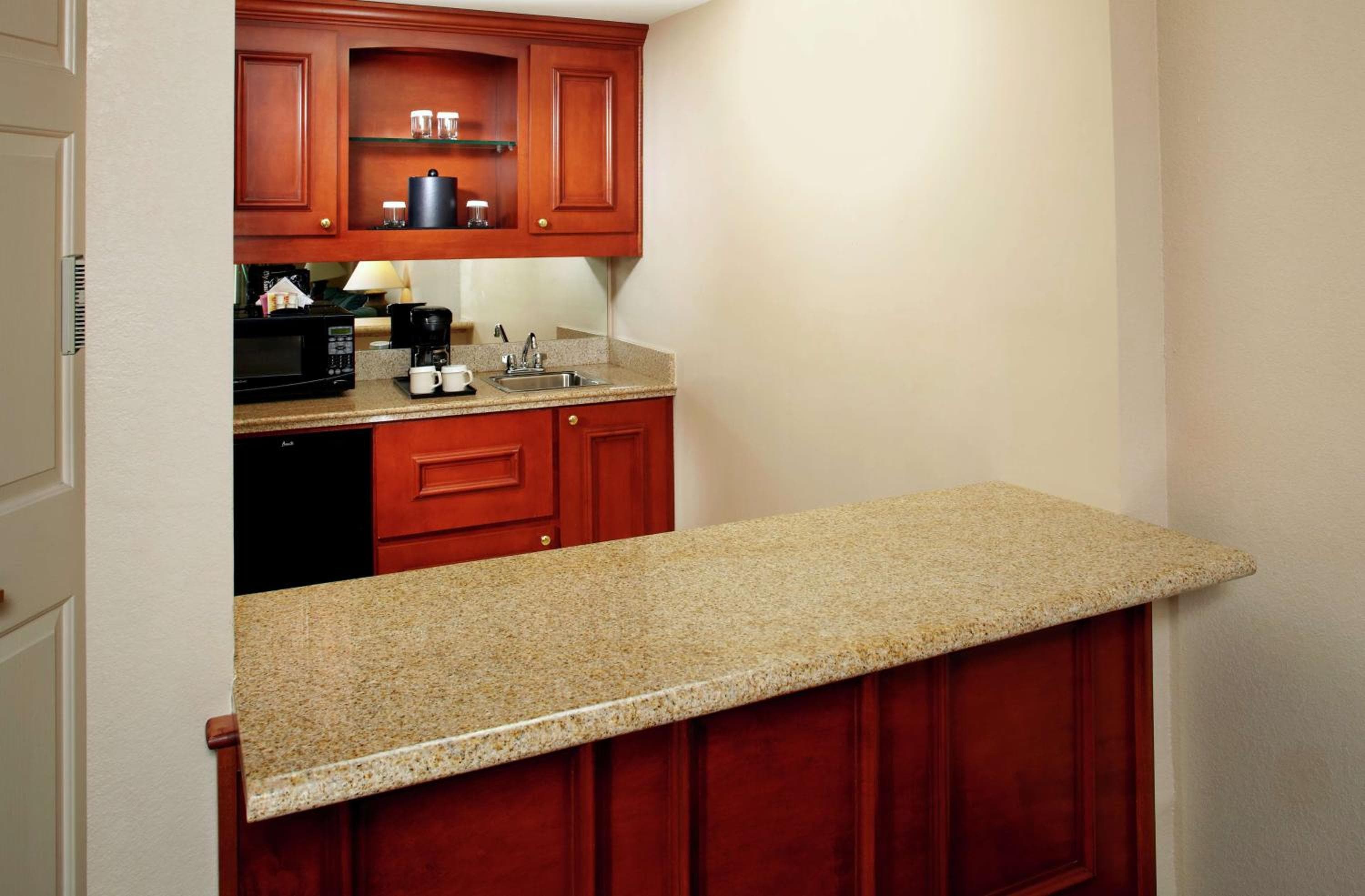 Hilton Garden Inn Tampa East Brandon — 23