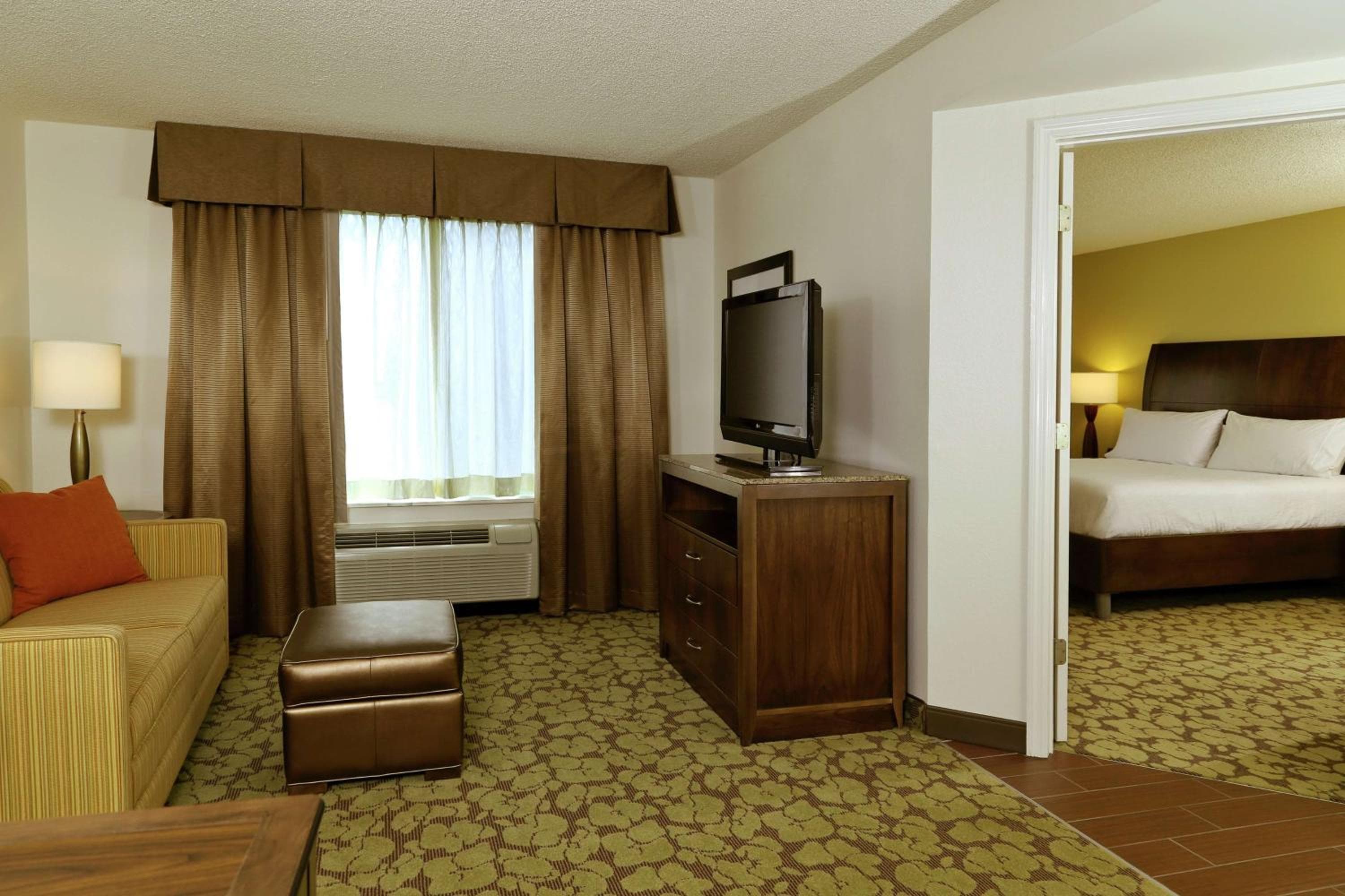 Hilton Garden Inn Tampa East Brandon — 24