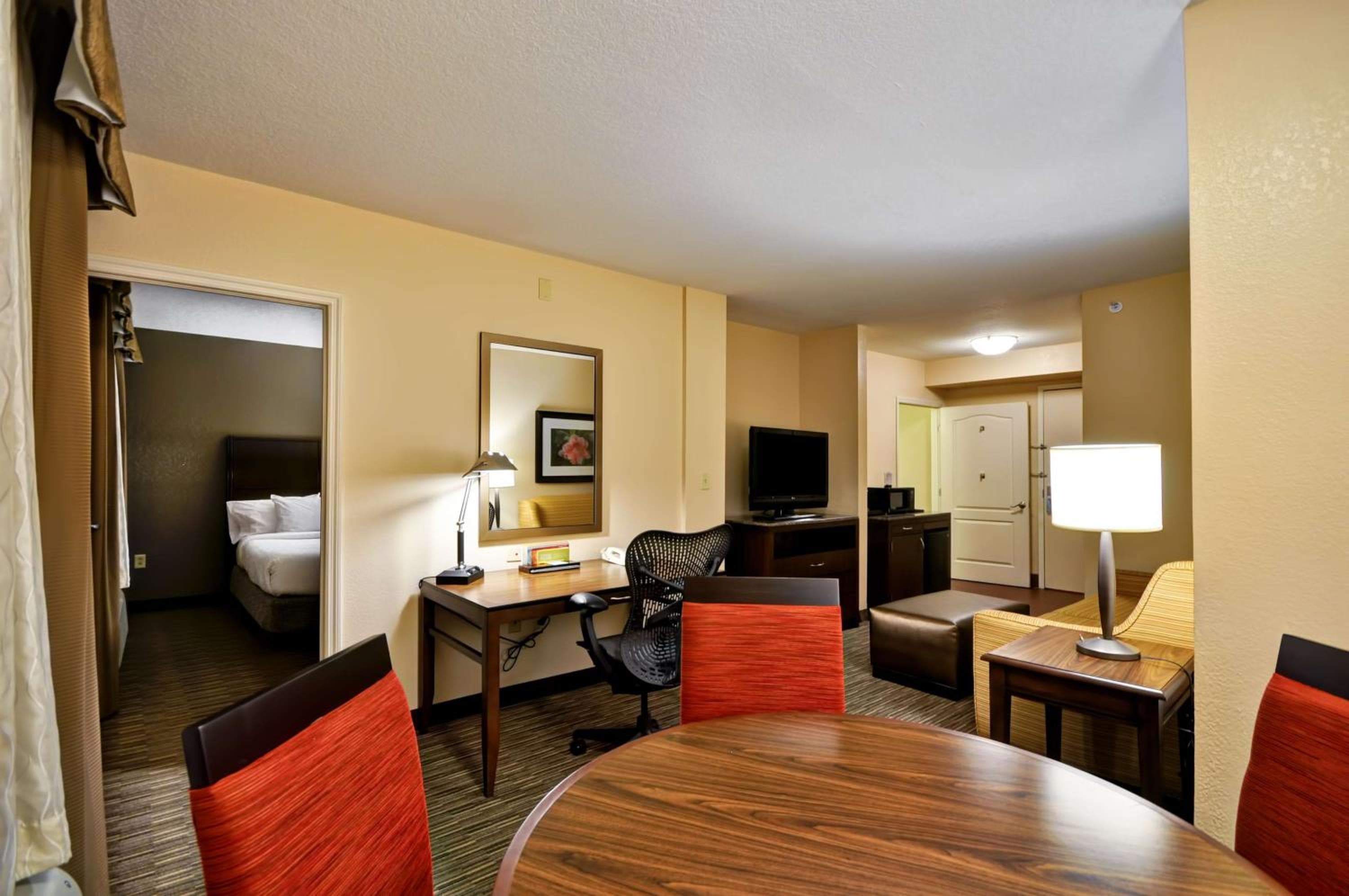 Hilton Garden Inn Tampa North — 27
