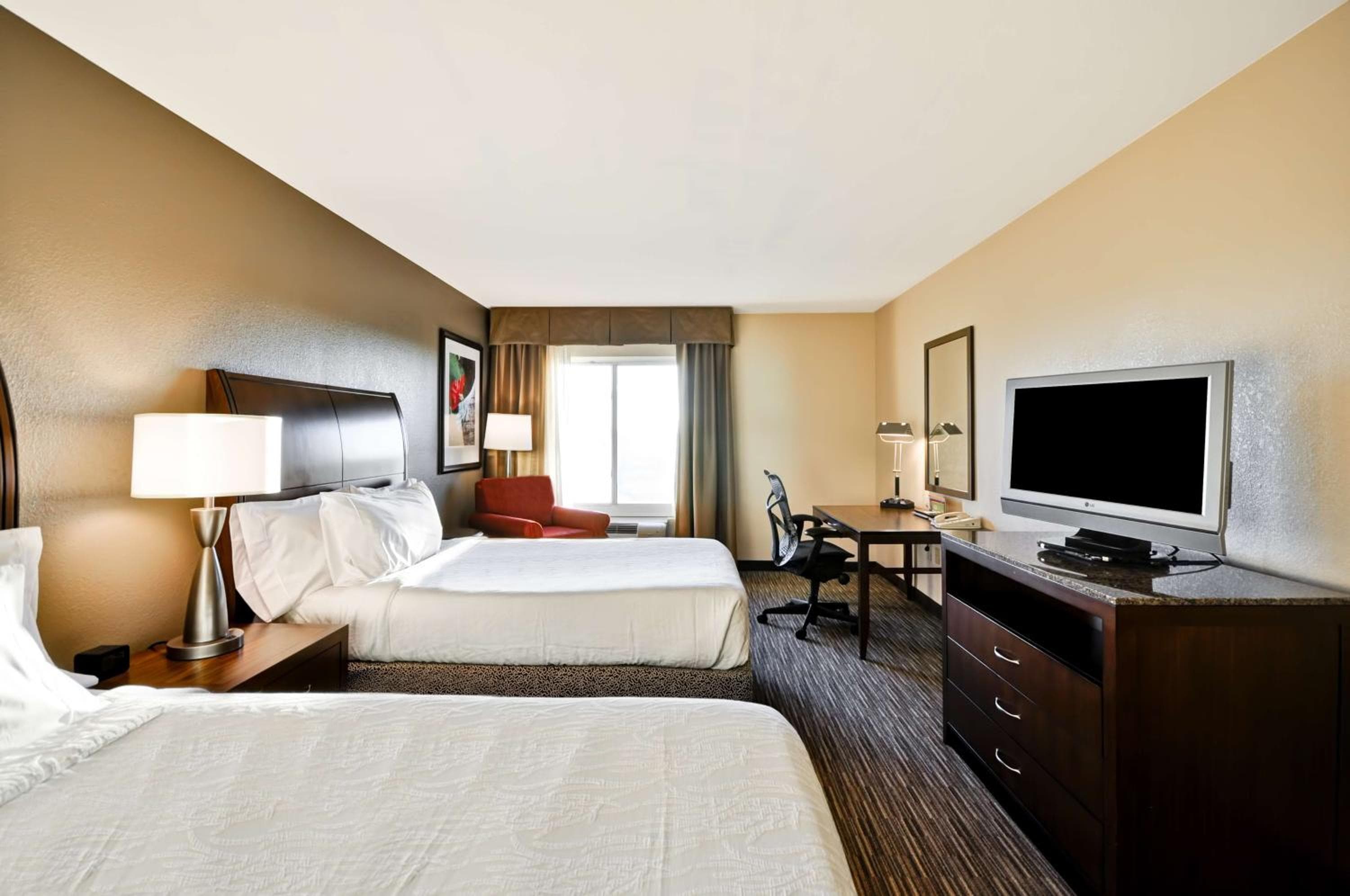 Hilton Garden Inn Tampa North — 3