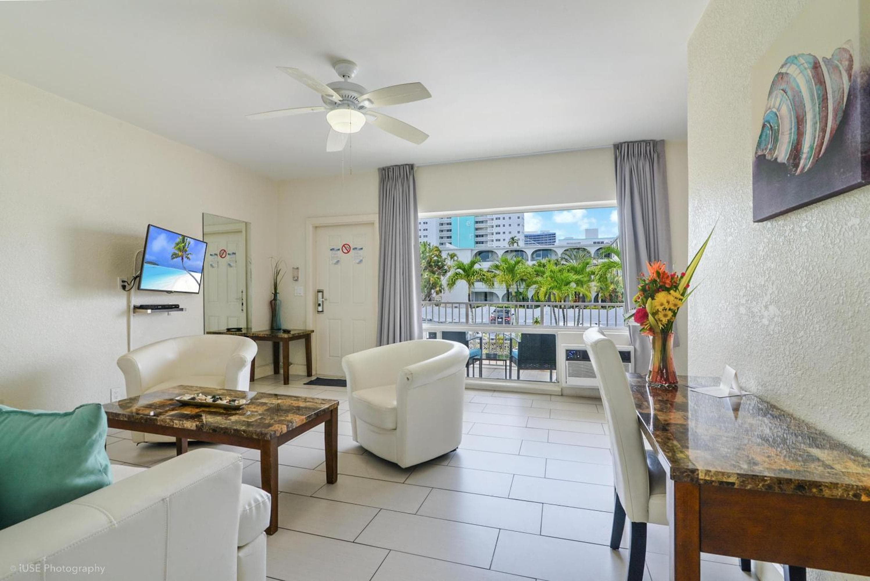 Soleado Hotel — 6