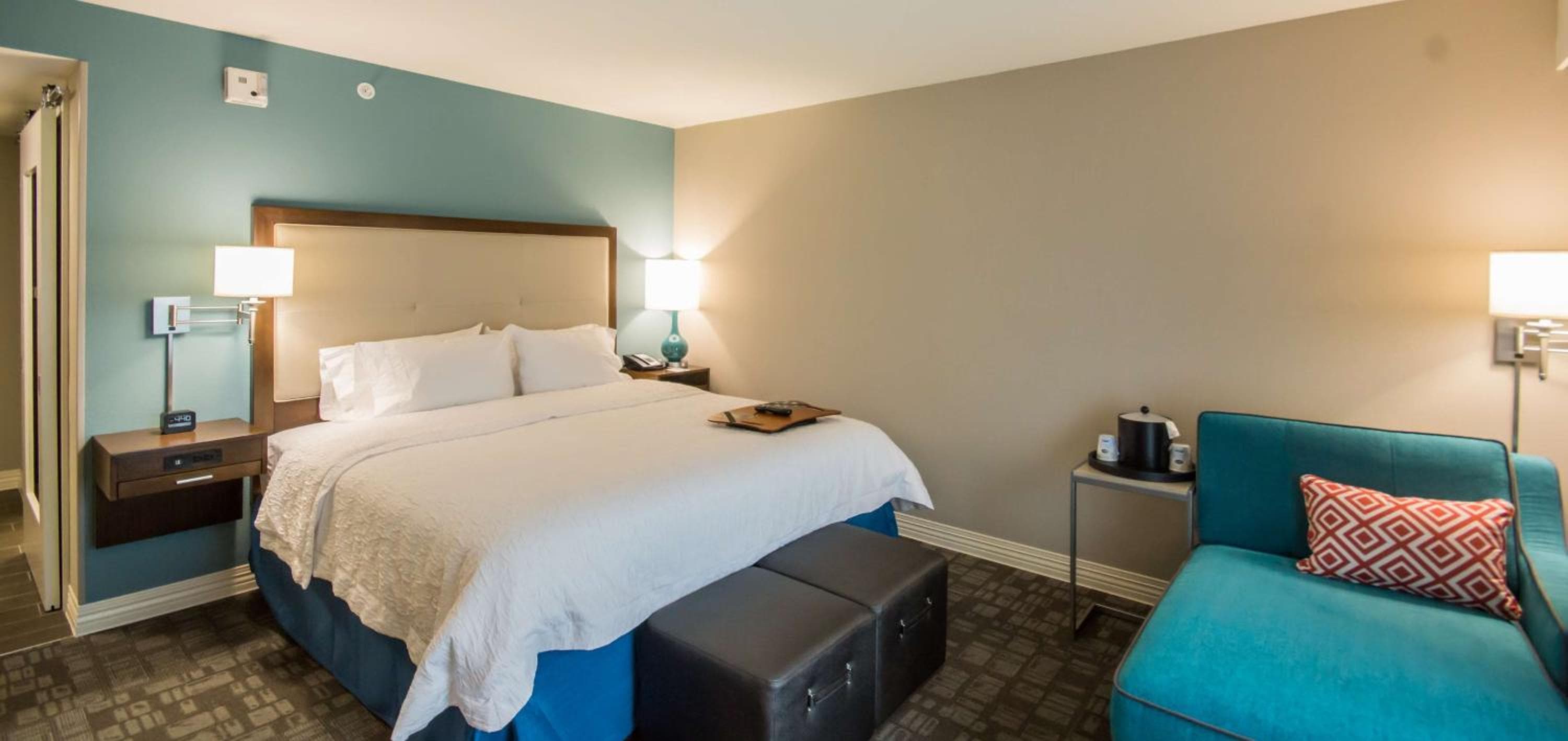 Hampton Inn & Suites Orlando near SeaWorld — 10