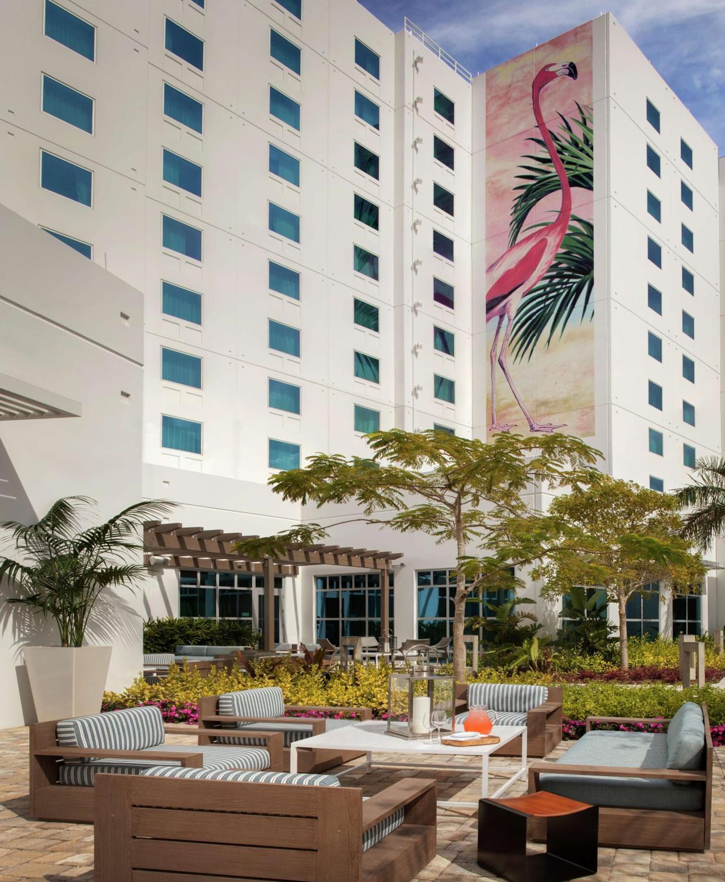 Hilton Garden Inn Miami Dolphin Mall — 6