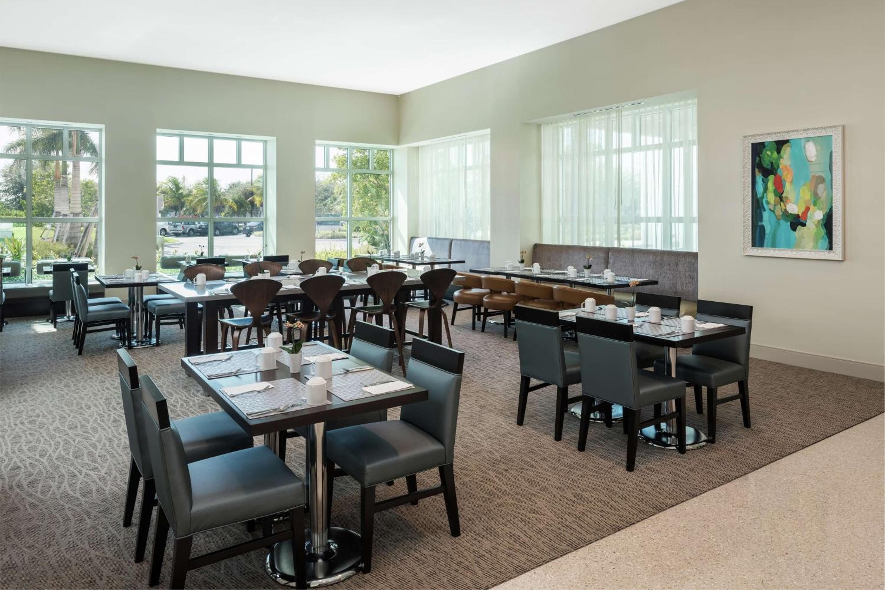 Hilton Garden Inn Miami Dolphin Mall — 14