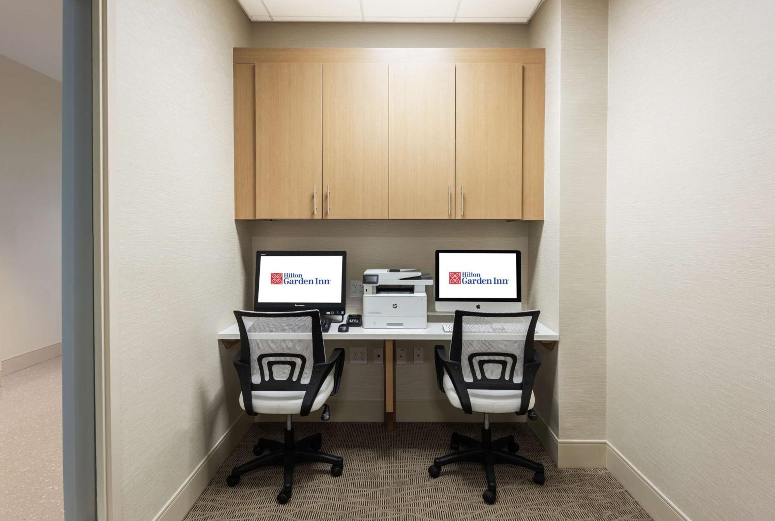 Hilton Garden Inn Miami Dolphin Mall — 27
