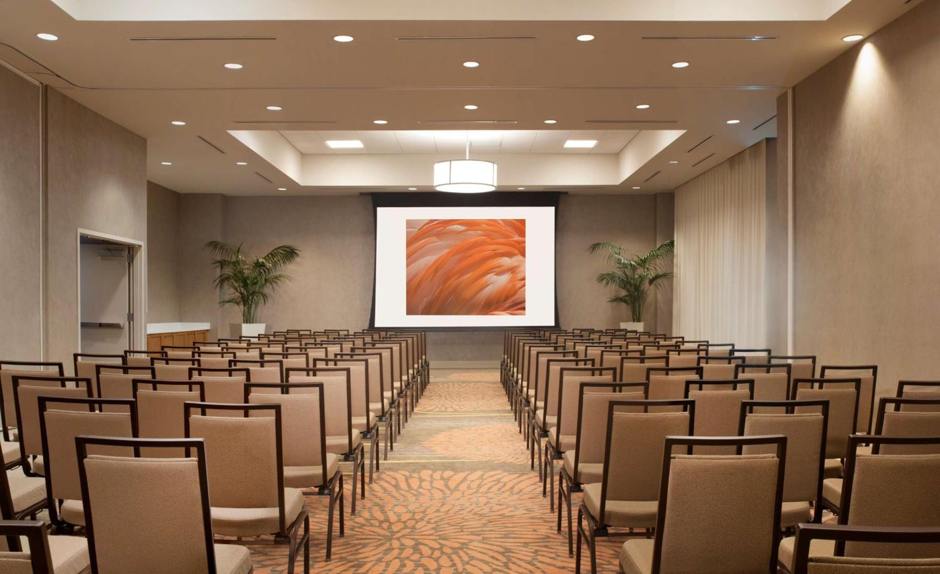 Homewood Suites by Hilton Miami Dolphin Mall — 27