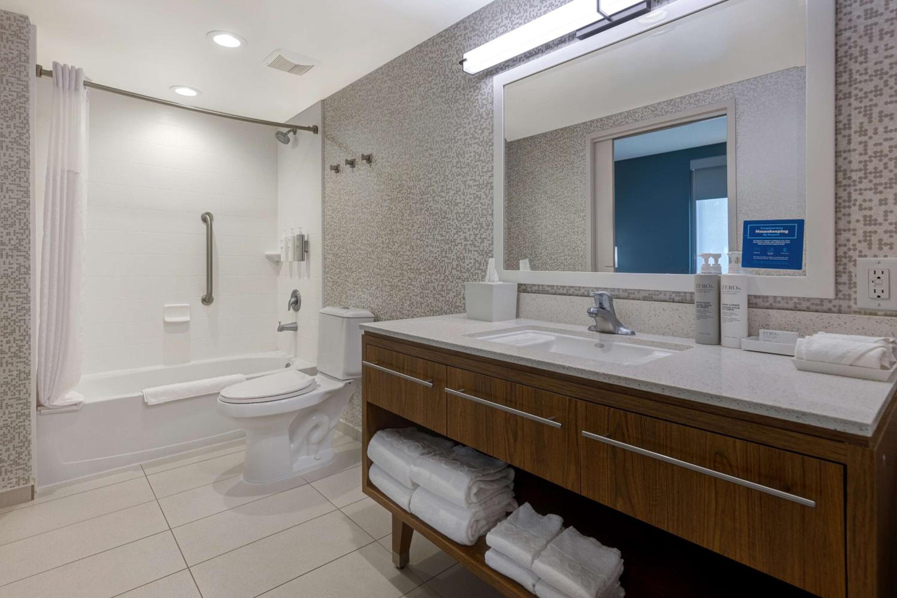 Home2 Suites by Hilton Orlando International Drive Sur — 24