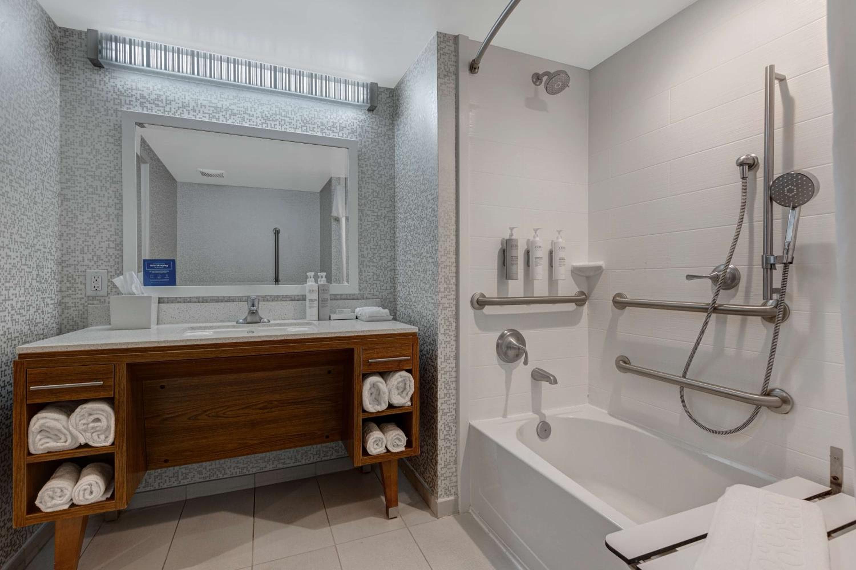 Home2 Suites by Hilton Orlando International Drive South - Free Shuttle to Theme Parks — 26