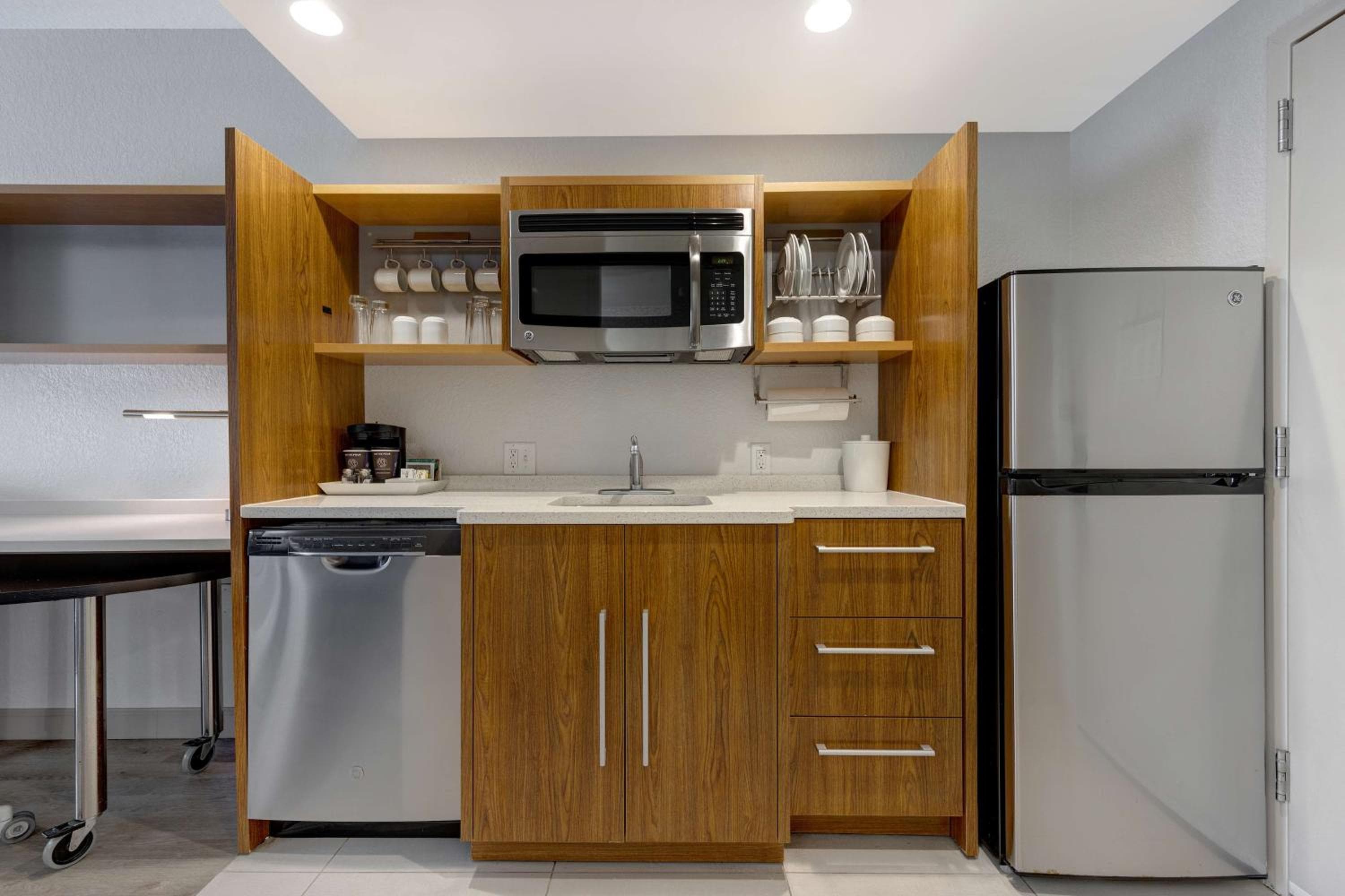 Home2 Suites by Hilton Orlando International Drive South - Free Shuttle to Theme Parks — 22
