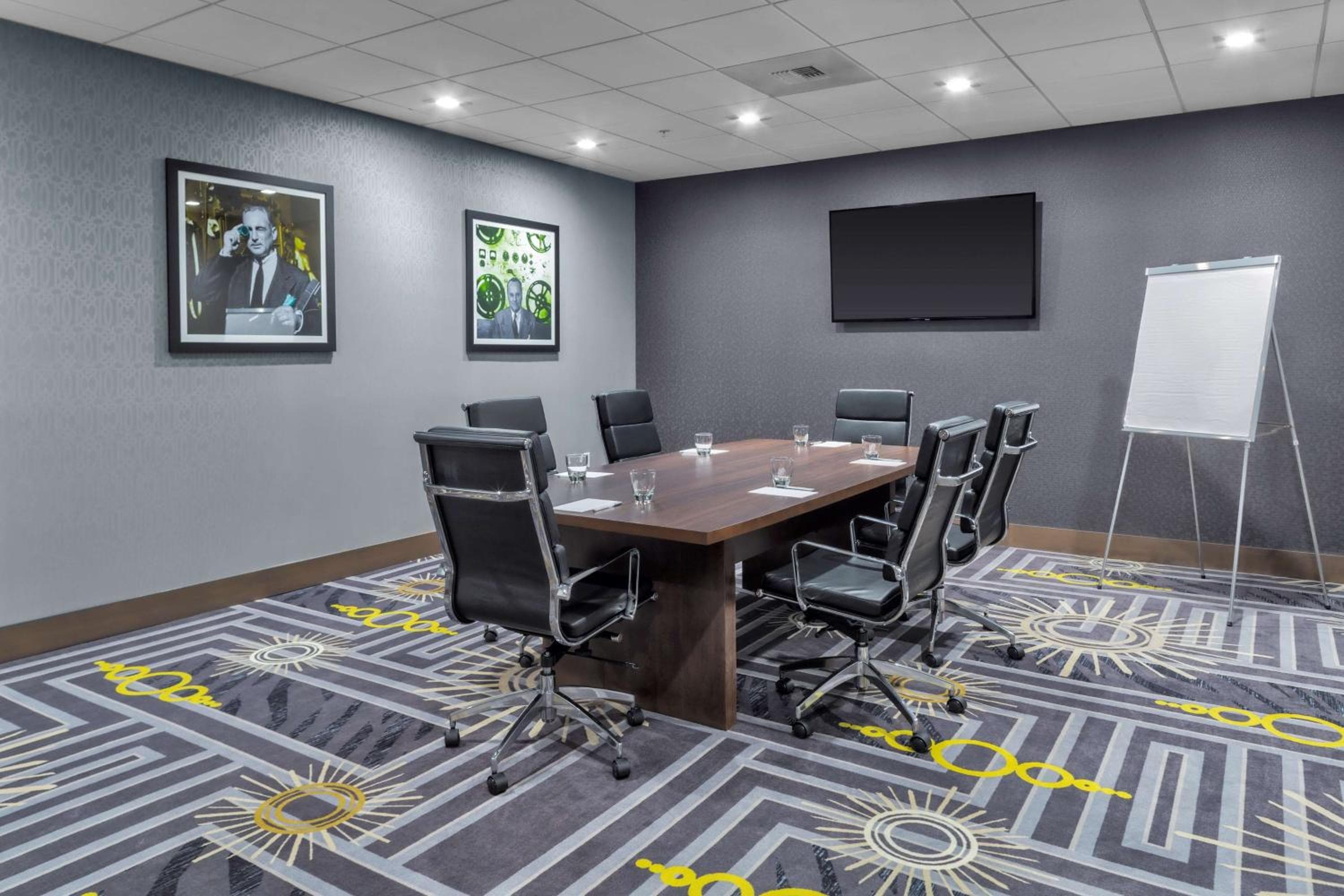 Hampton Inn & Suites Los Angeles/Hollywood, CA — 25