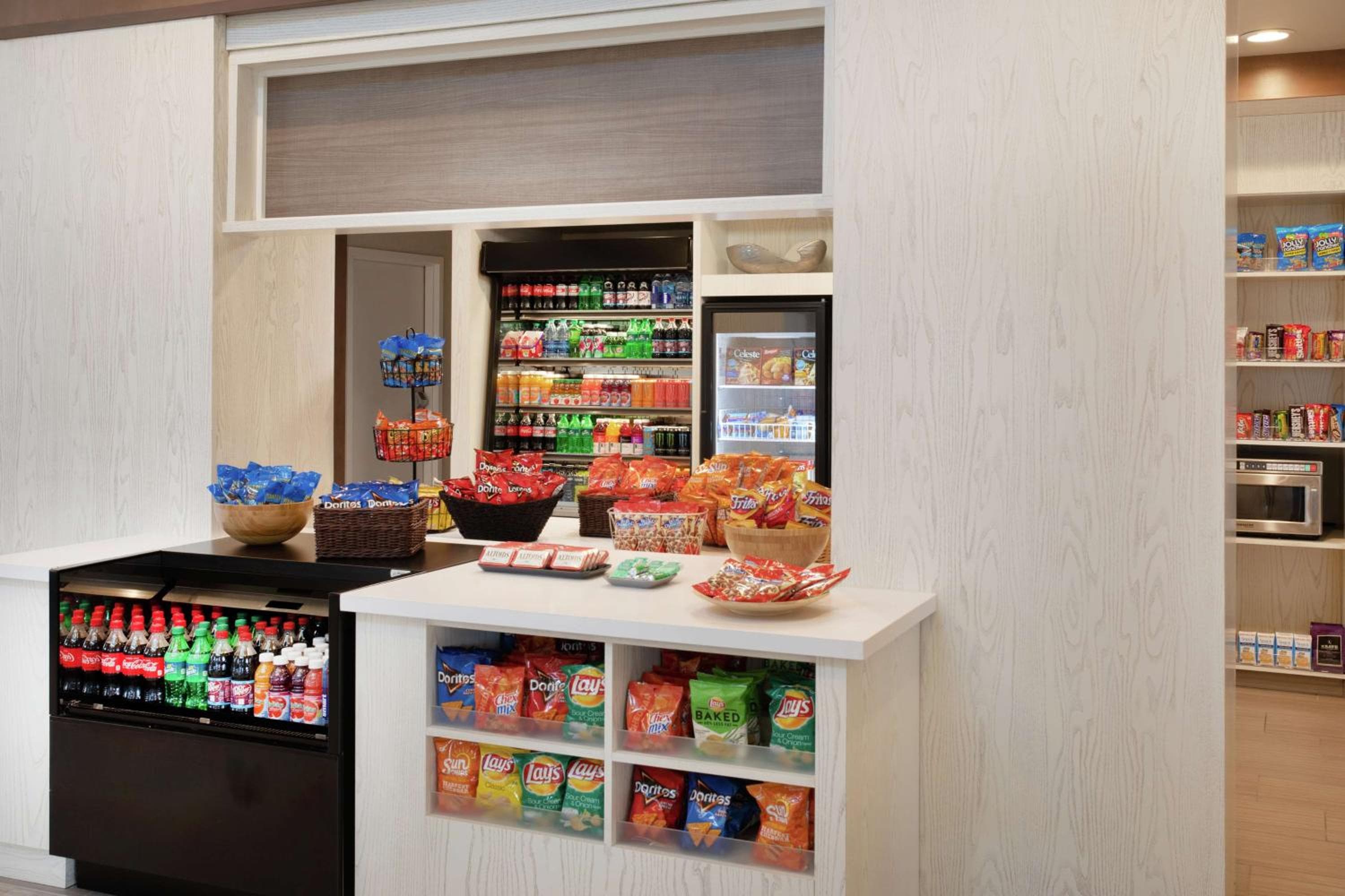 Hilton Garden Inn Las Vegas City Center — 12
