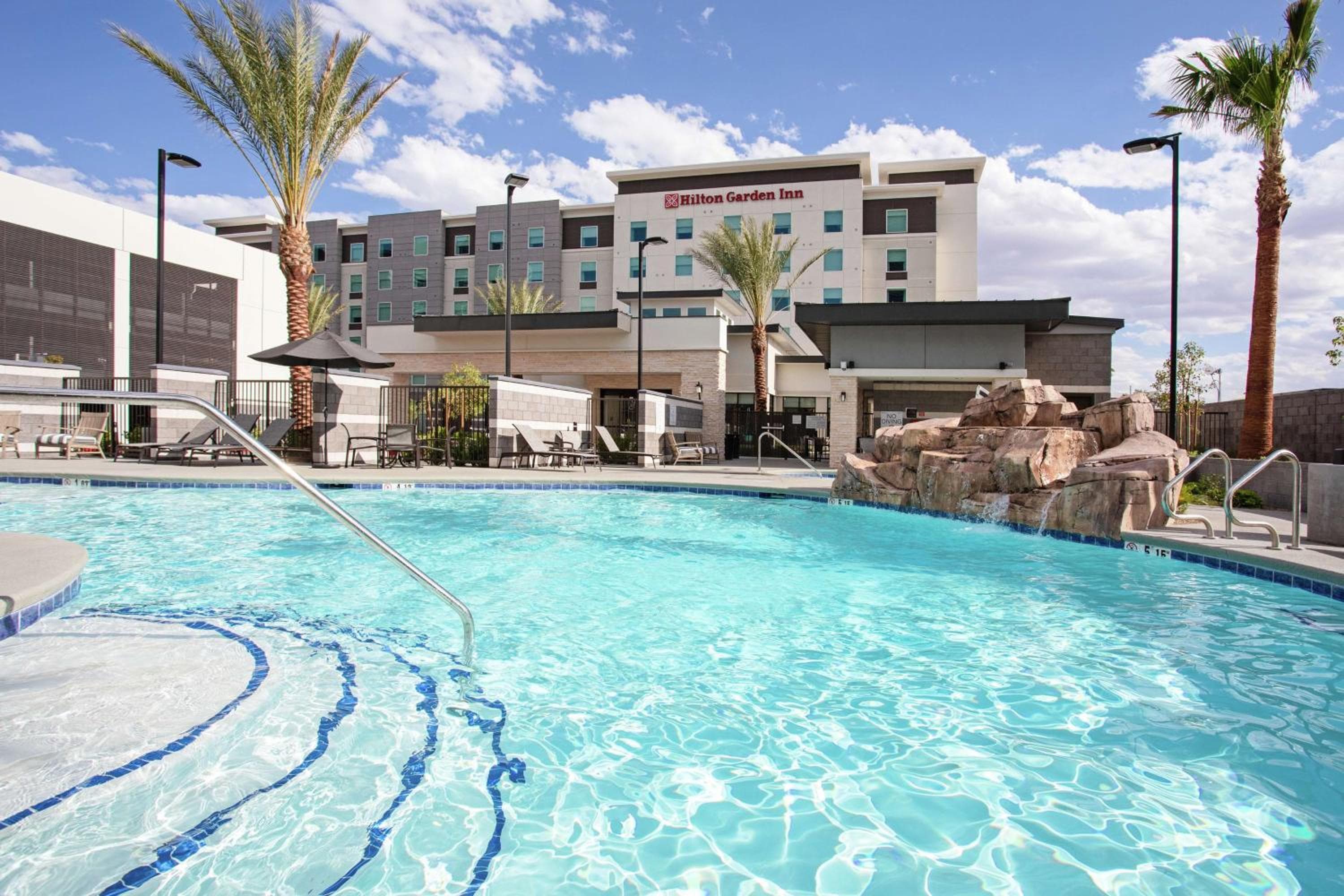 Hilton Garden Inn Las Vegas City Center — 11
