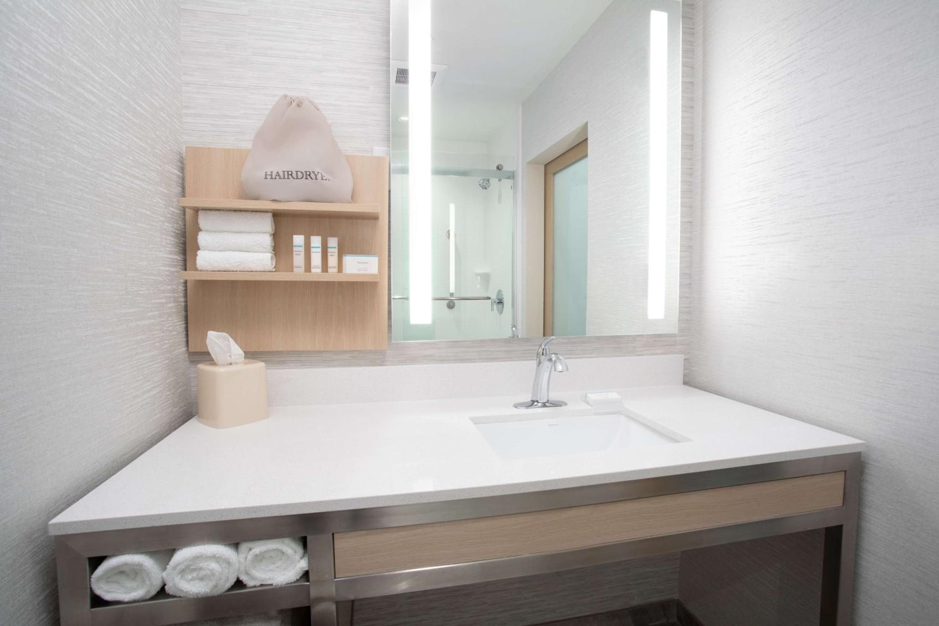 Hilton Garden Inn Las Vegas City Center — 2