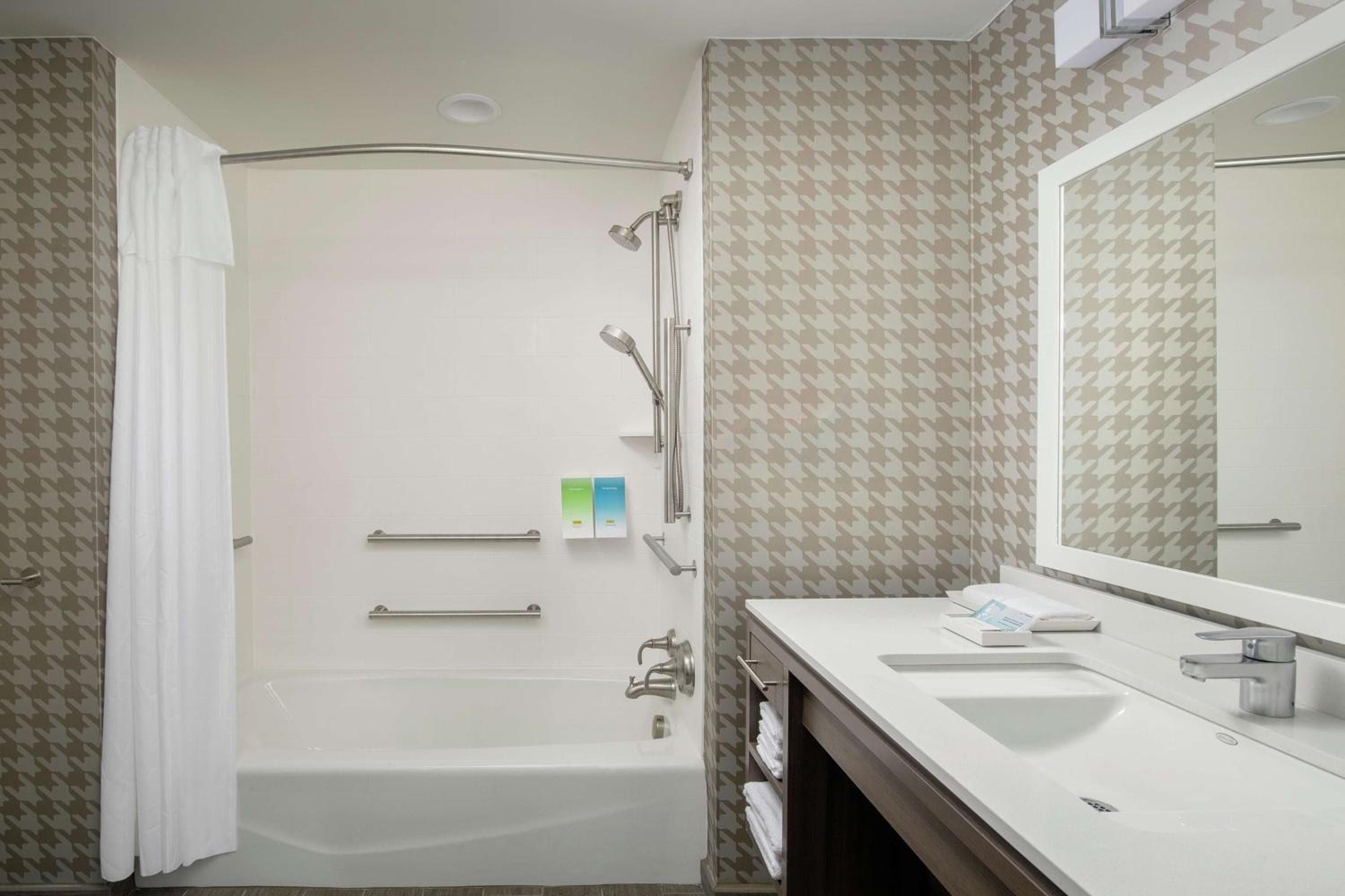 Home2 Suites by Hilton Lakeland South Polk Parkway — 2