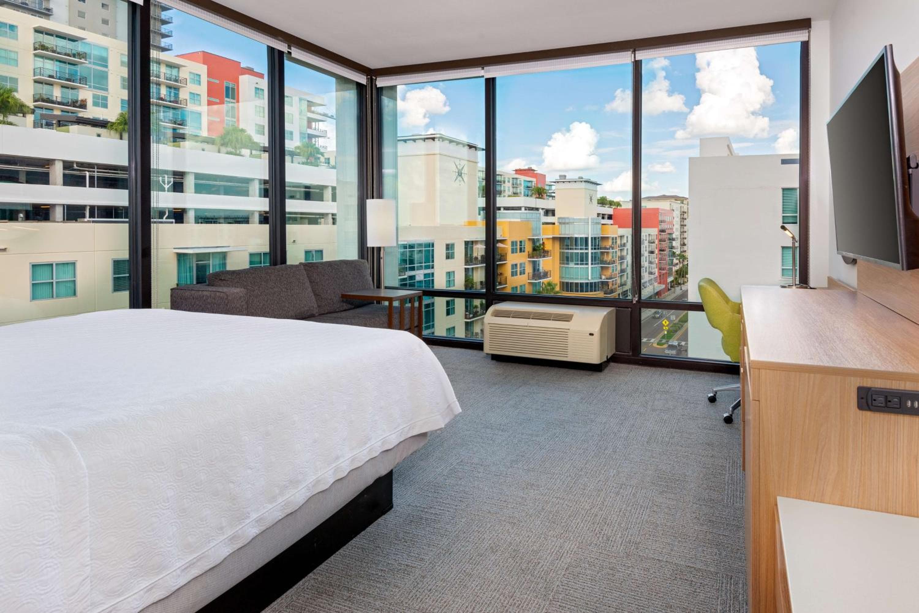 Hampton Inn Tampa Downtown Channel District — 7