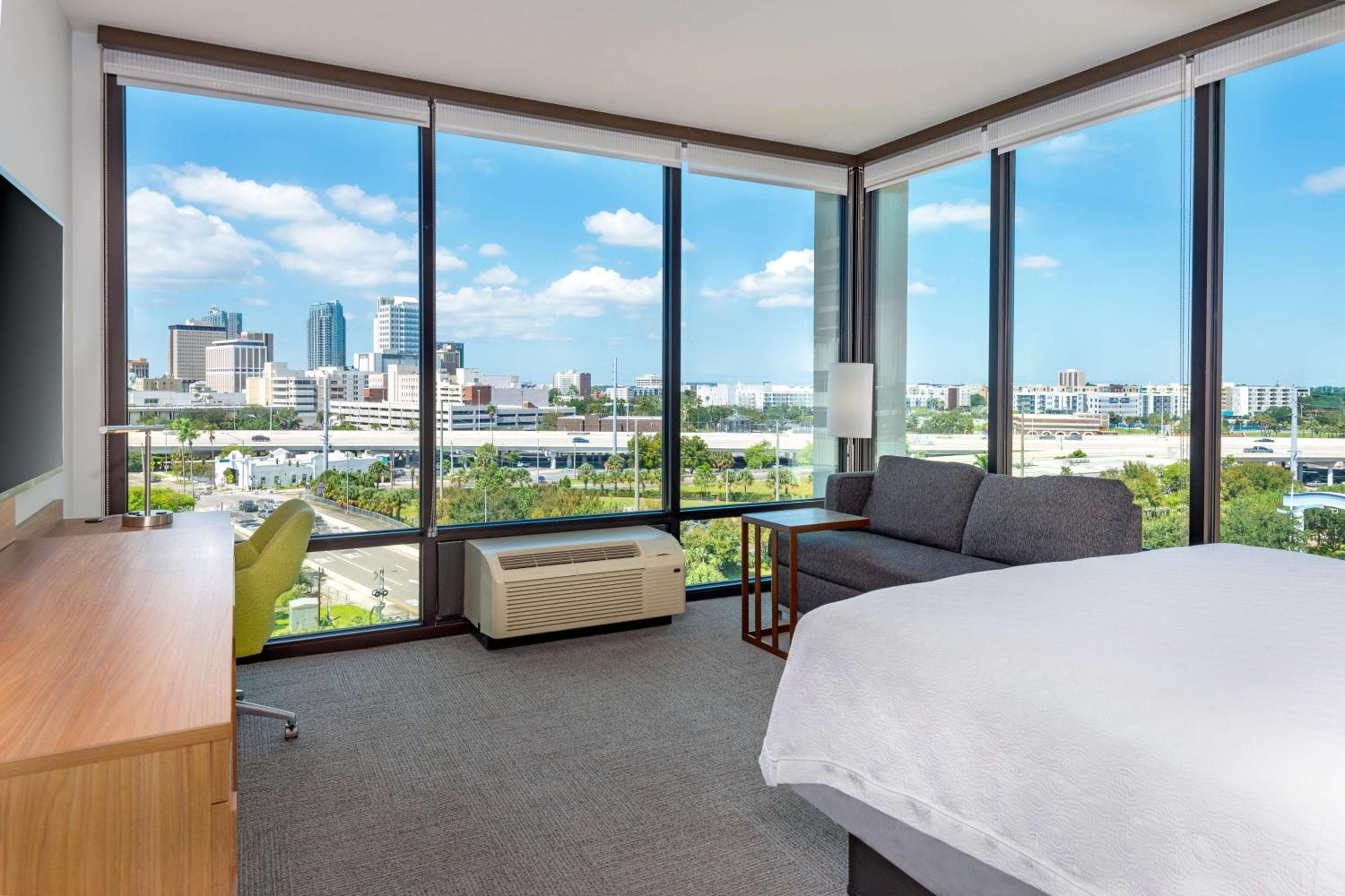 Hampton Inn Tampa Downtown Channel District — 27