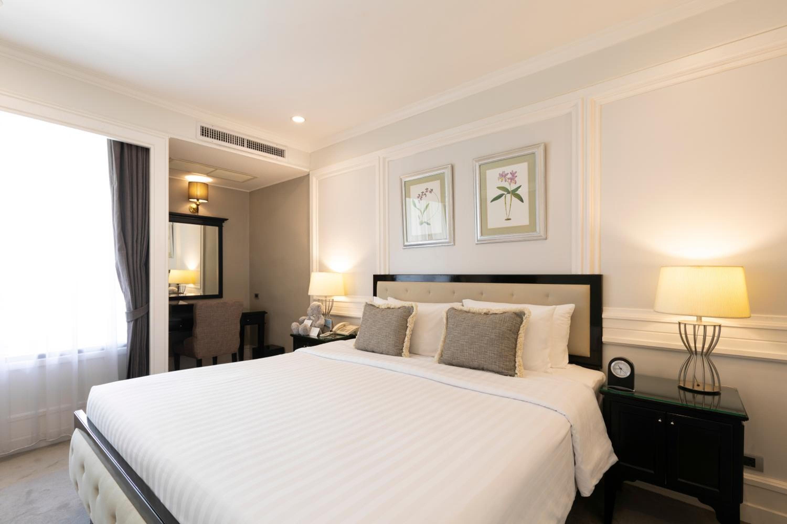 Cape House Langsuan Hotel — 26