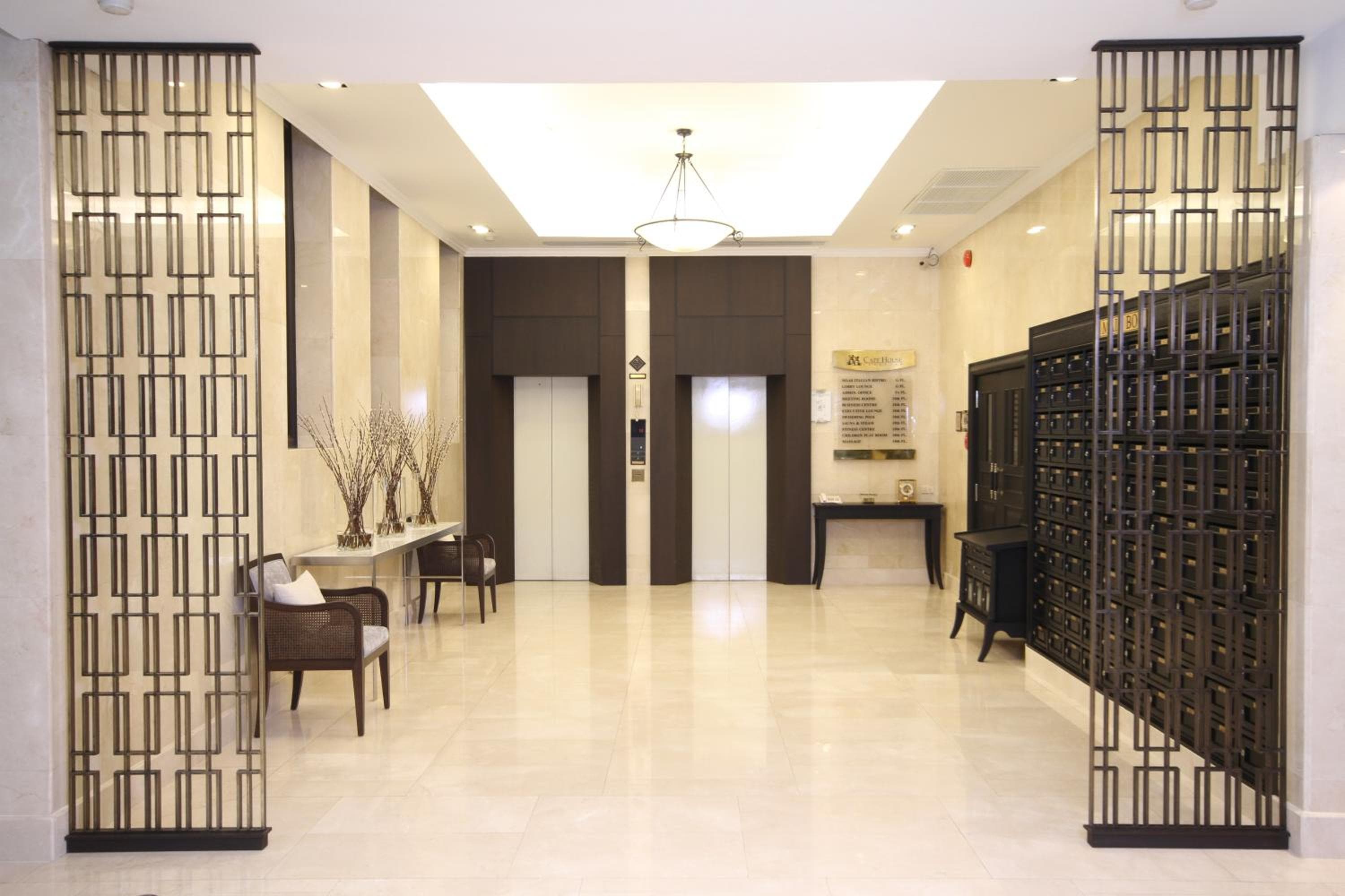 Cape House Langsuan Hotel — 19