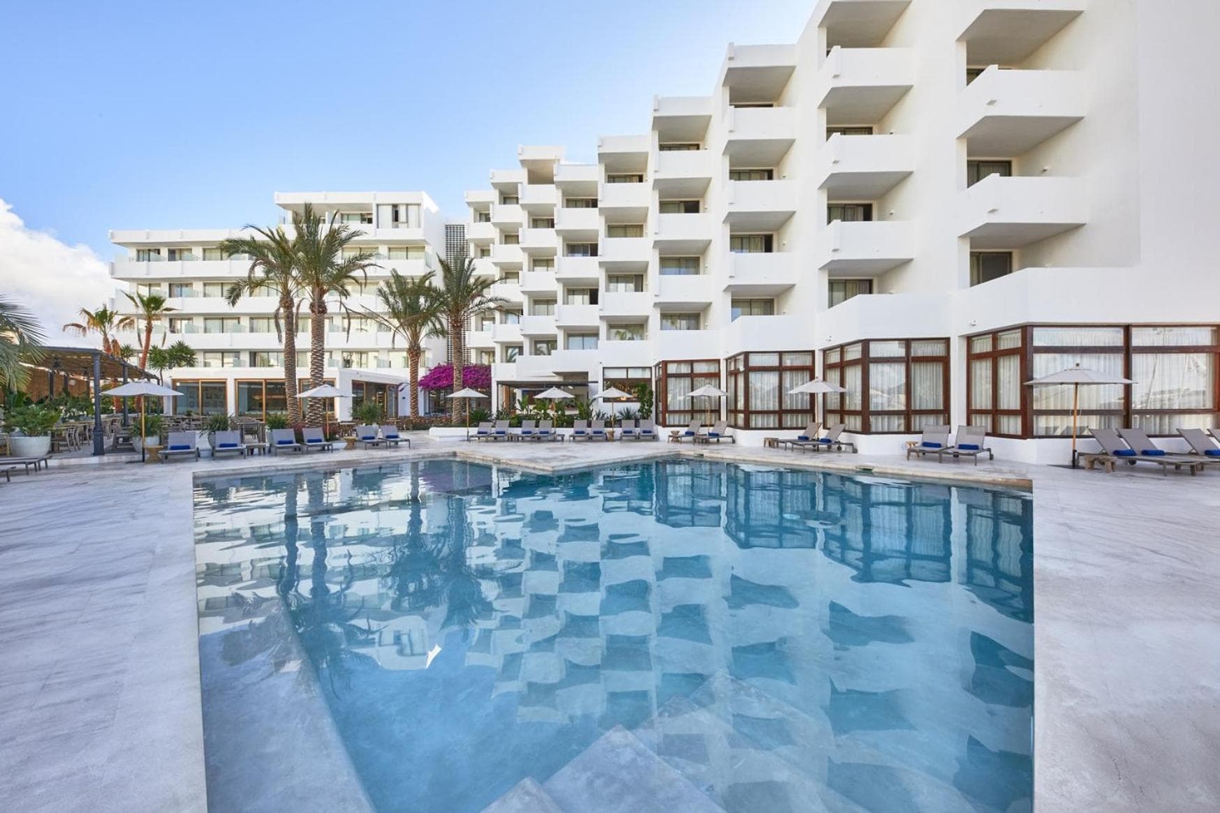 Hotel Tres Torres — 1