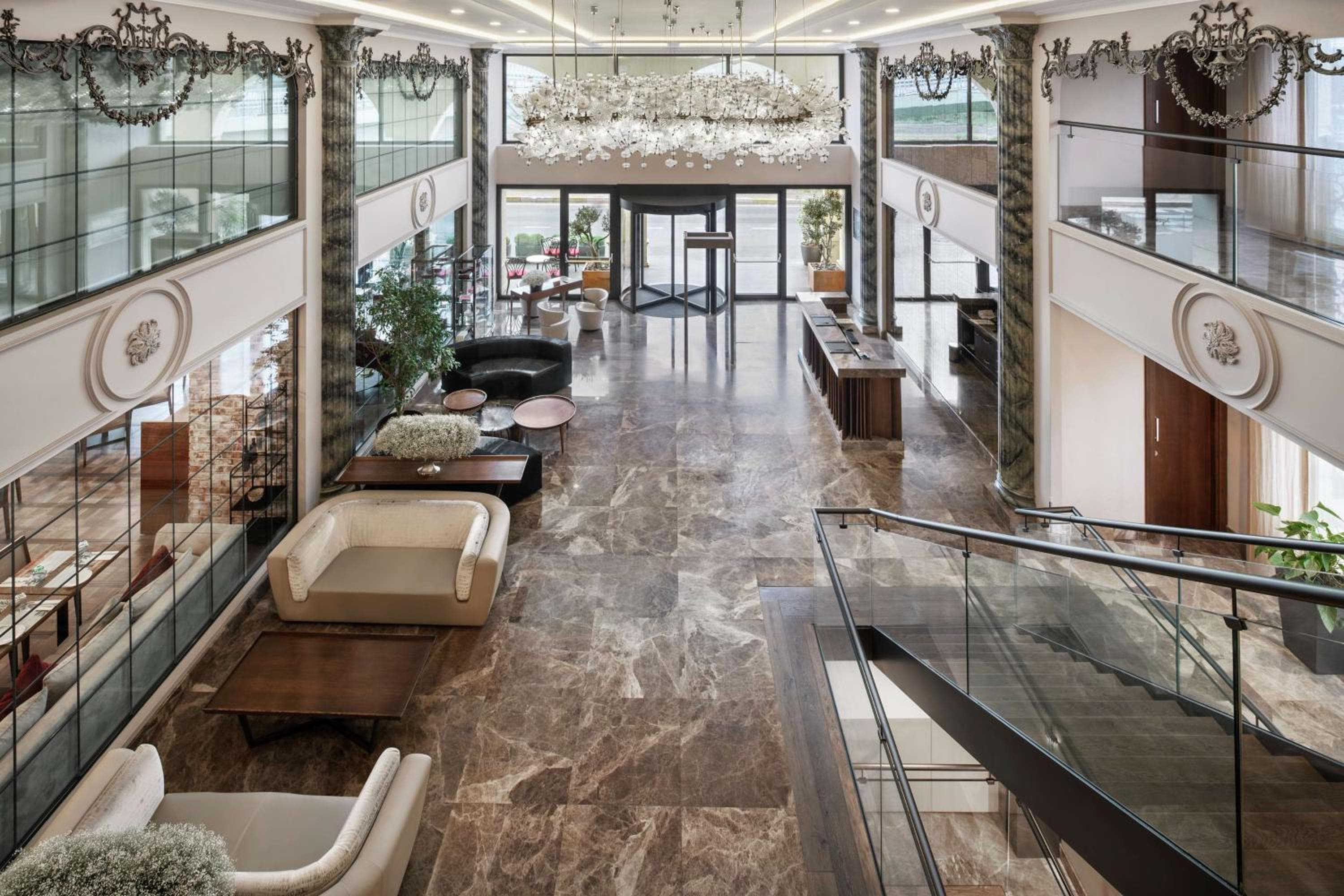 DoubleTree by Hilton Estambul Esentepe — 3