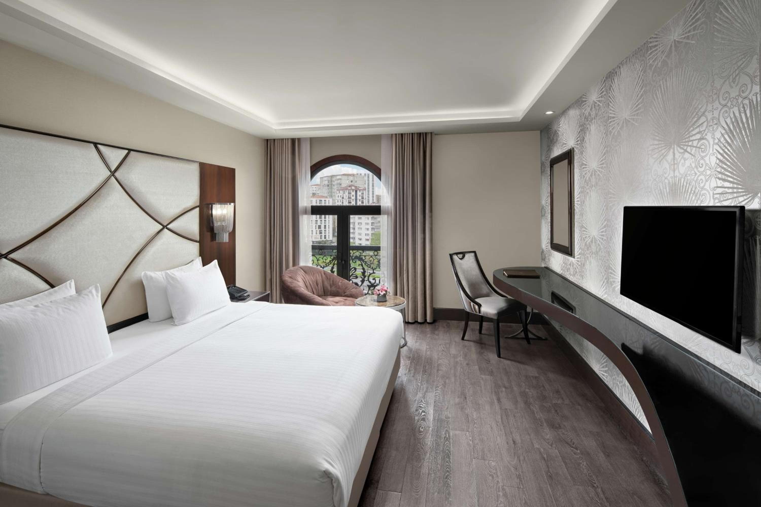 DoubleTree by Hilton Estambul Esentepe — 27