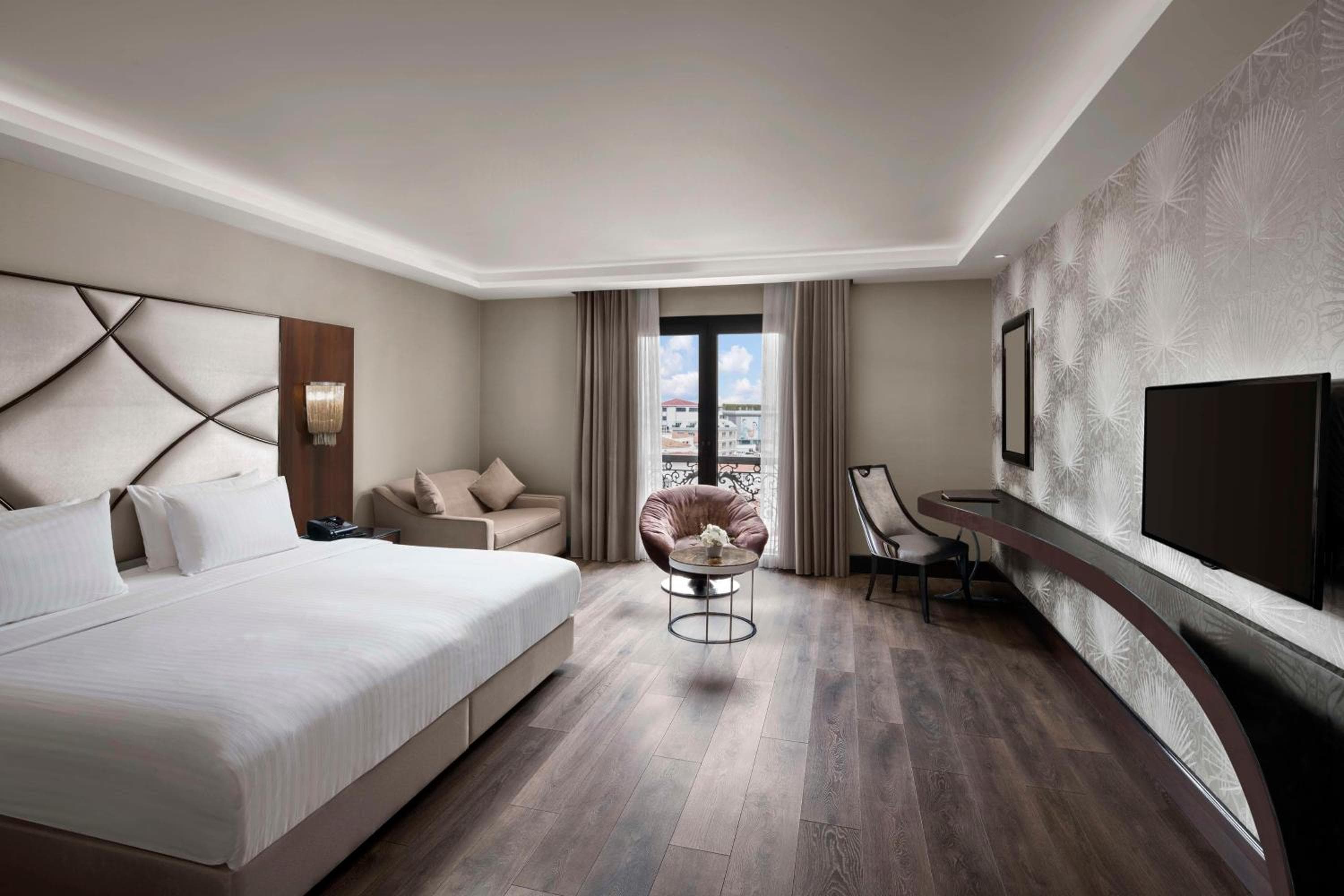 DoubleTree by Hilton Istanbul Gayrettepe — 25