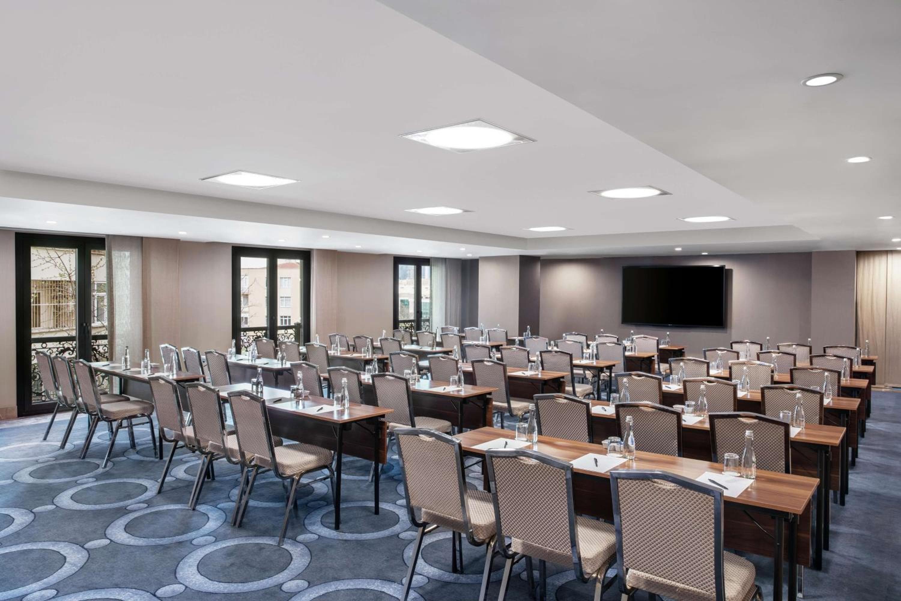DoubleTree by Hilton Istanbul Gayrettepe — 28