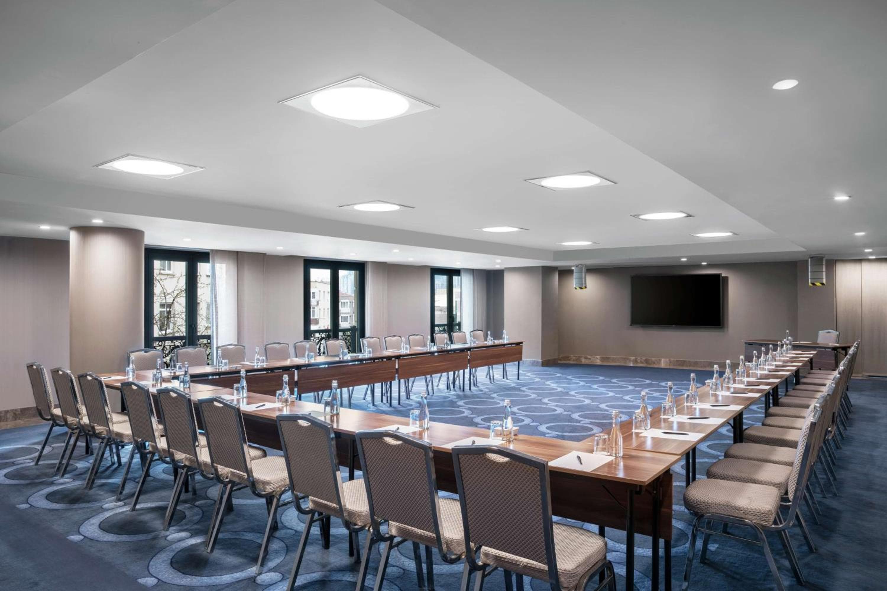 DoubleTree by Hilton Istanbul Gayrettepe — 6
