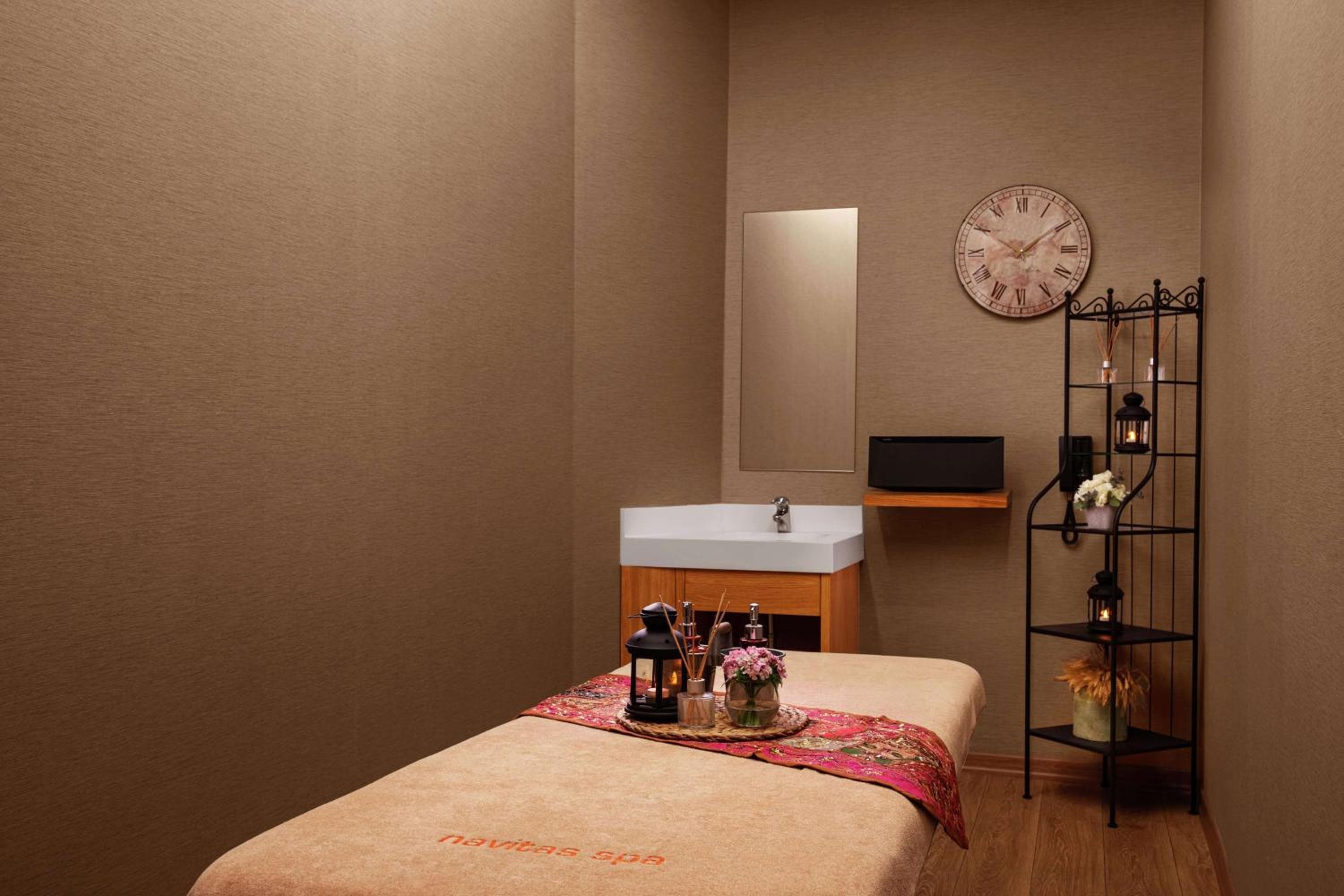 DoubleTree by Hilton Istanbul Gayrettepe — 17