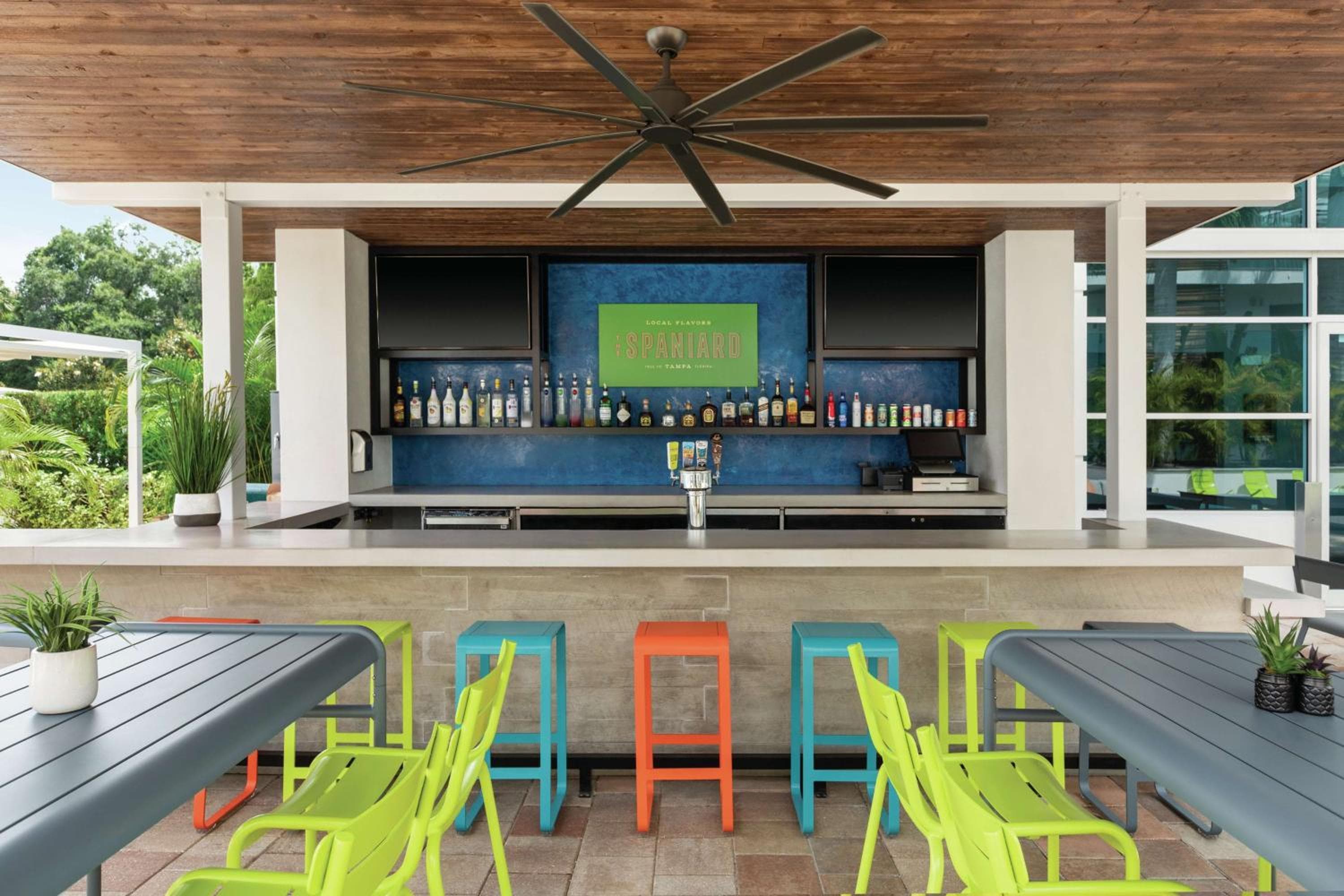 Hotel Alba Tampa, Colección Tapestry By Hilton — 2